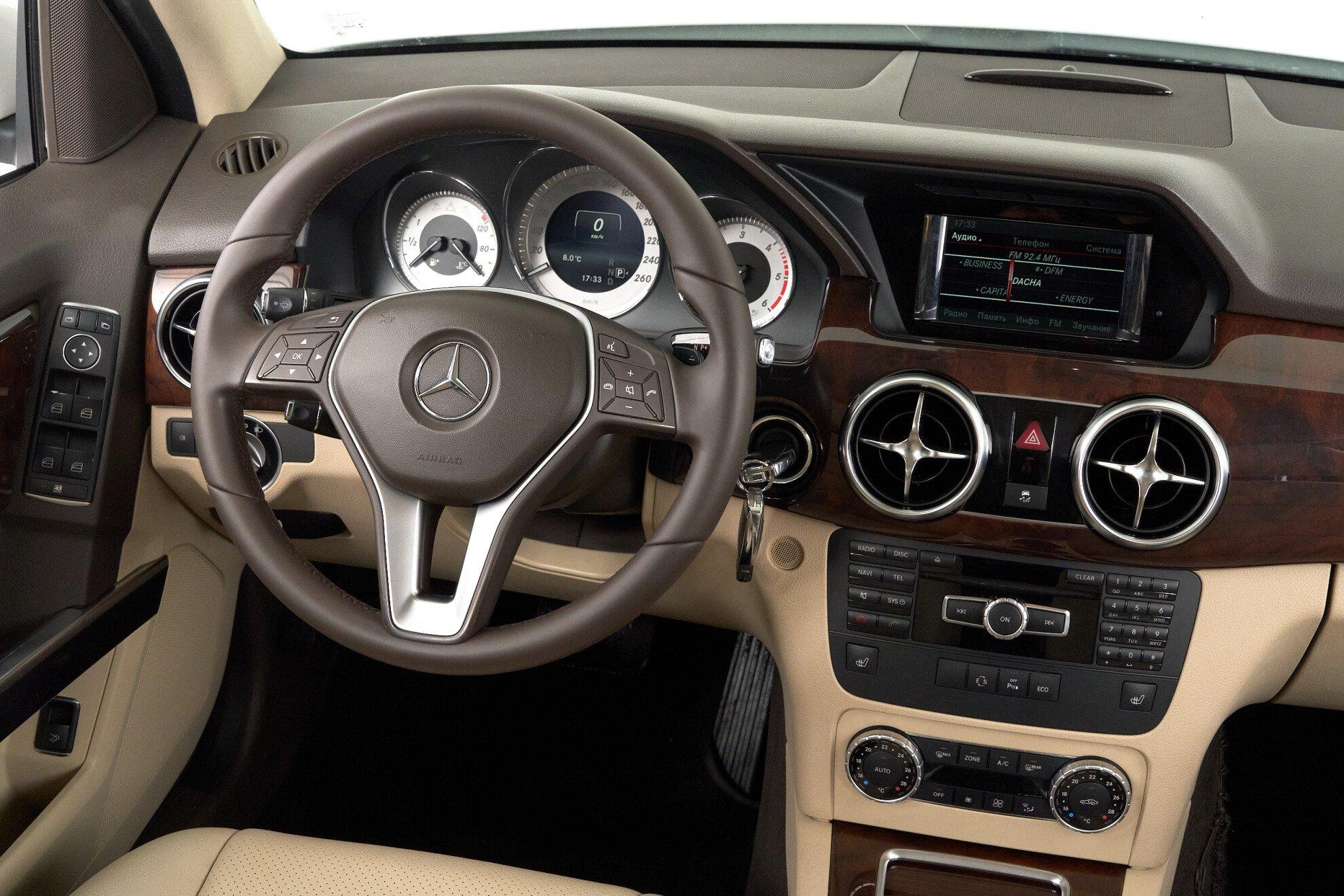 Mercedes-Benz GLK-Класс 2014, белый