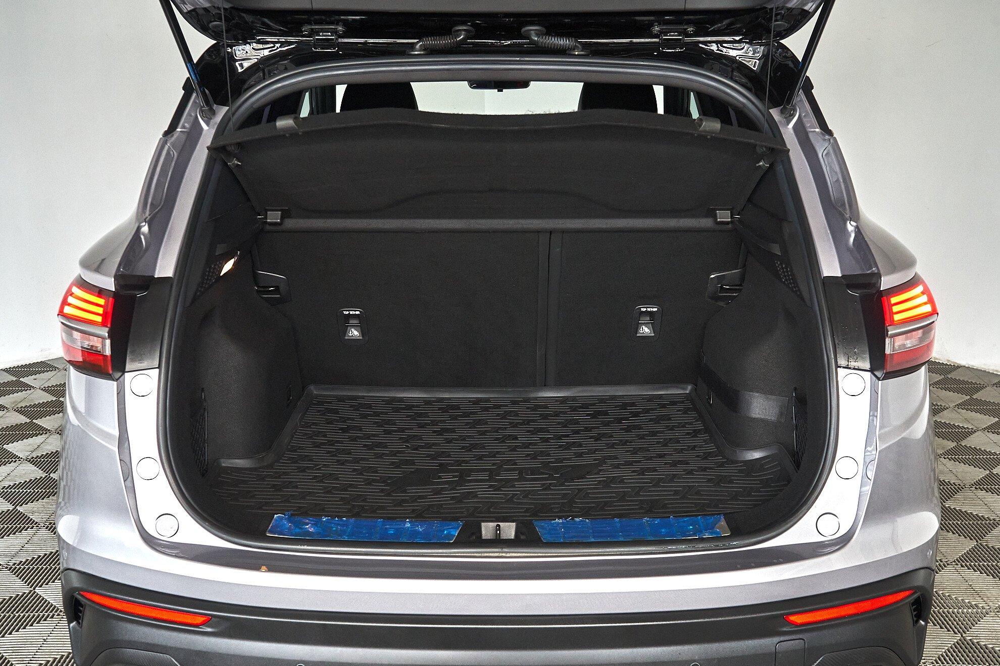Geely Coolray 2020, серебряный