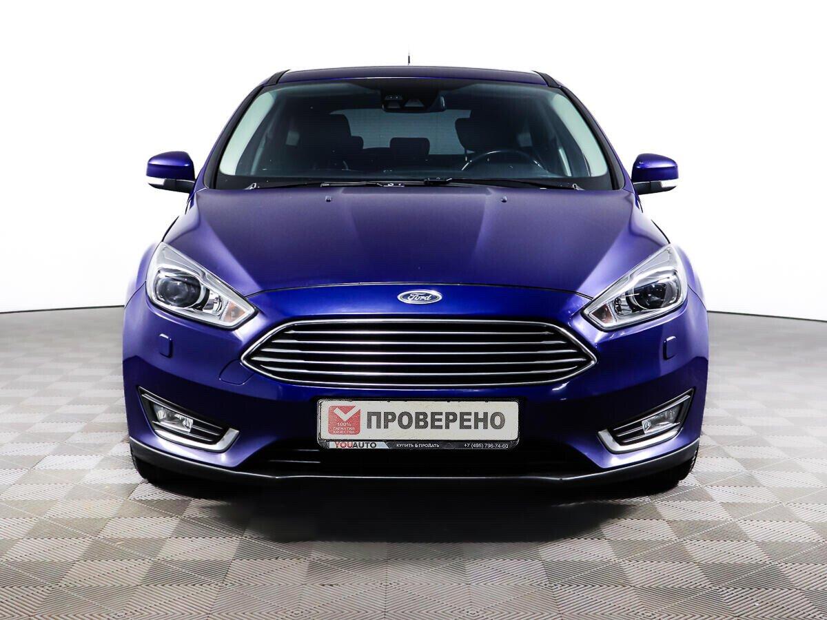 Ford Focus 2018, синий