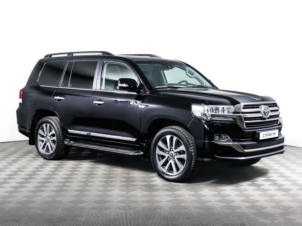 Toyota Land Cruiser 2018, черный