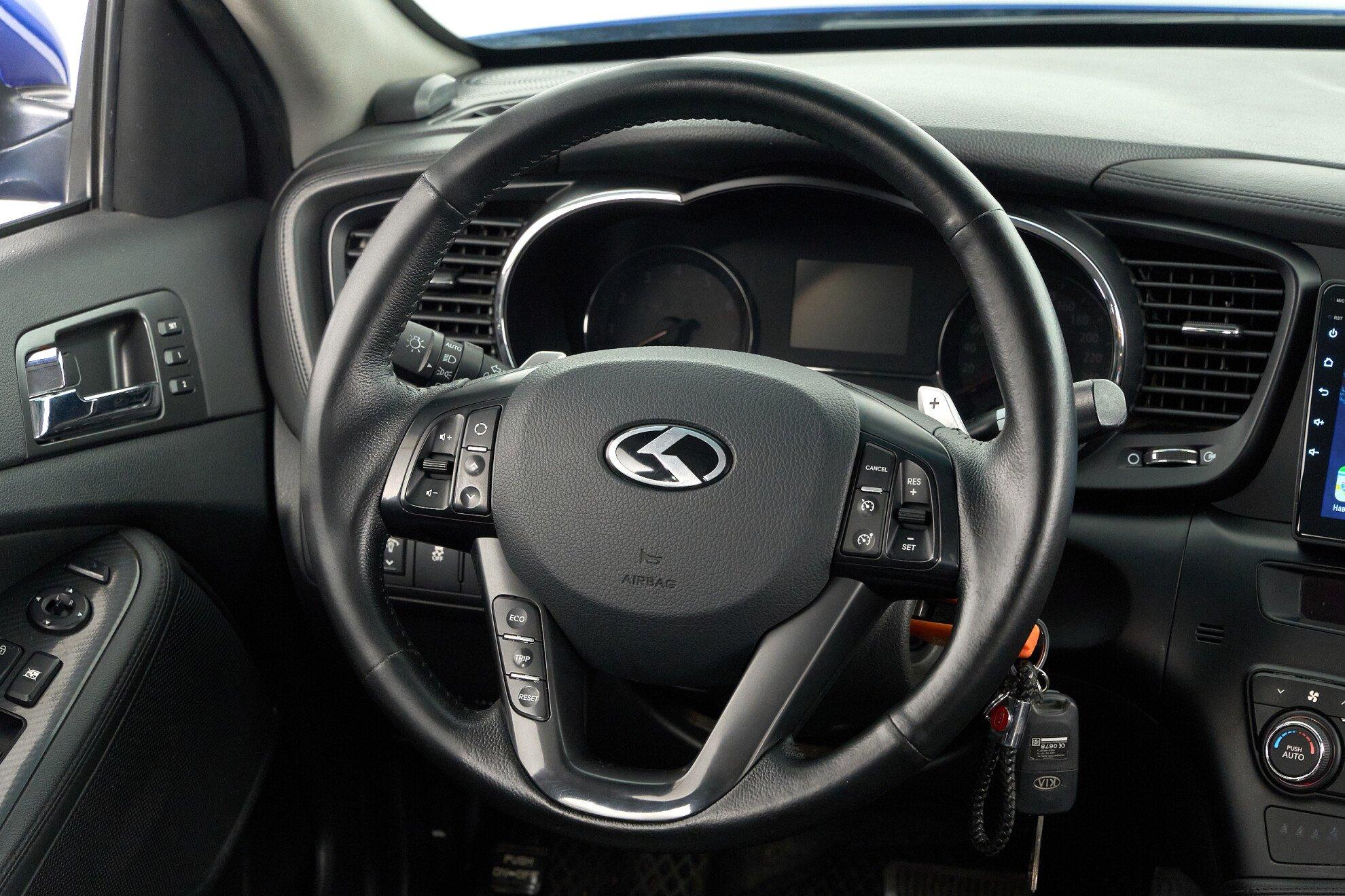 Kia Optima 2011, голубой