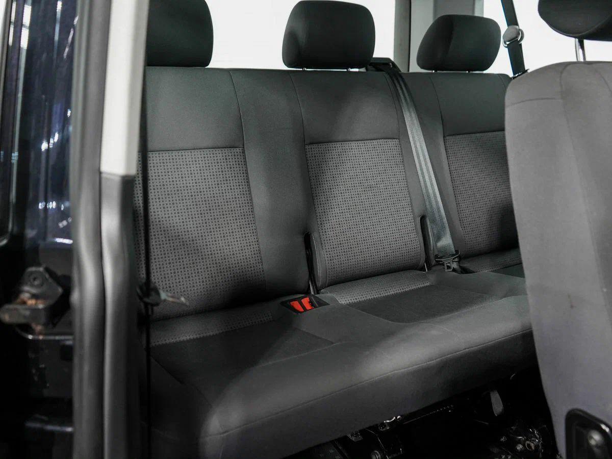 Volkswagen Caravelle 2008, черный