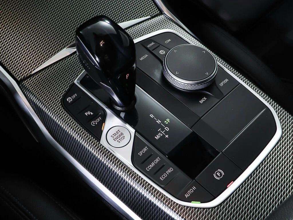 BMW 3 серии 2021, серый