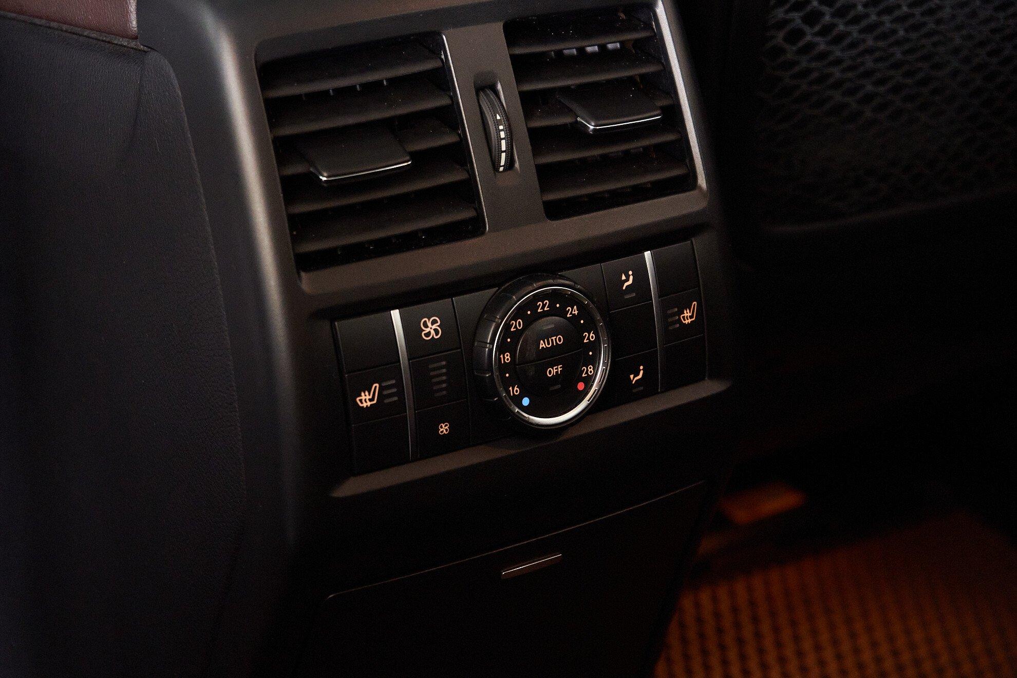 Mercedes-Benz GL-Класс 2012, черный