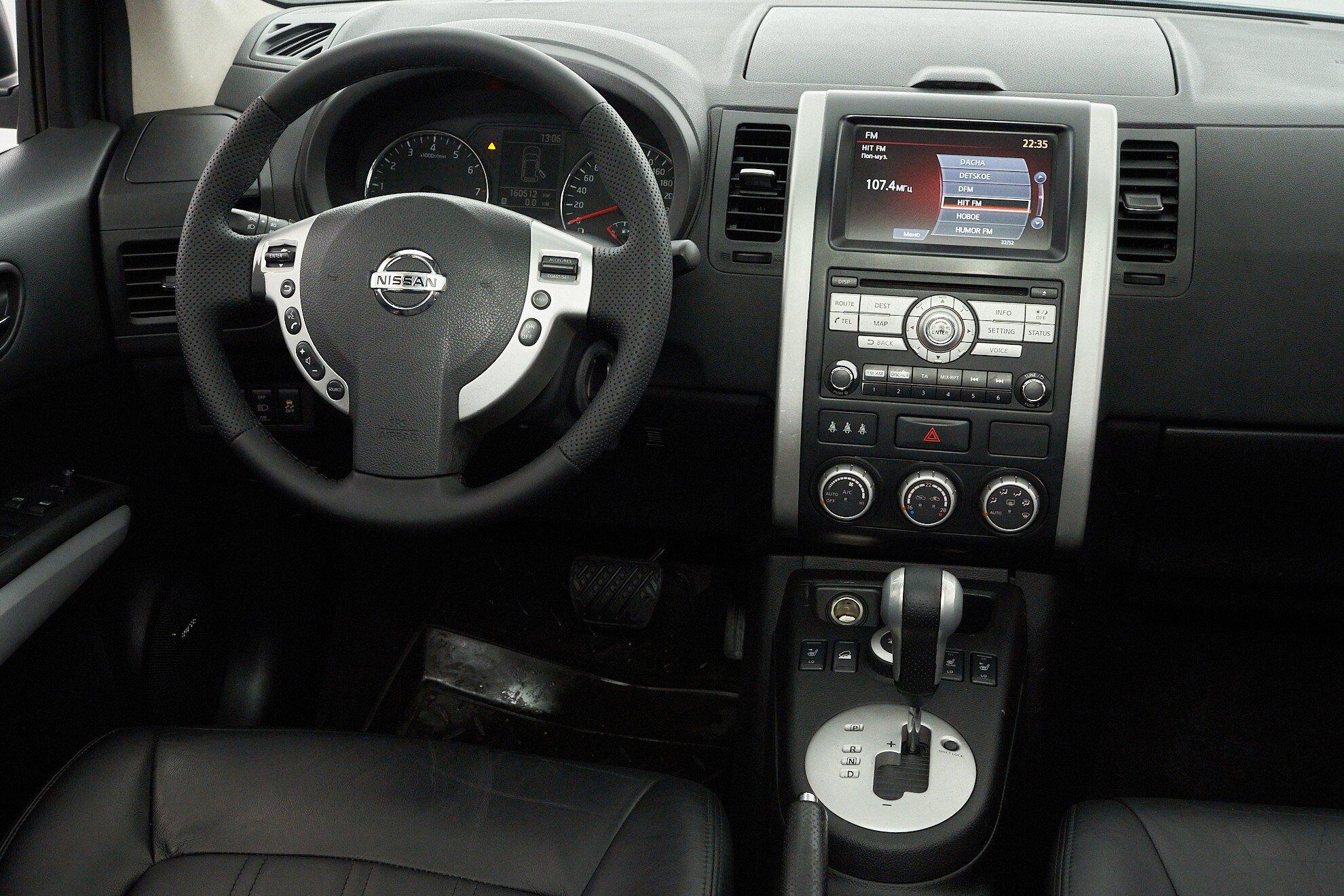 Nissan X-Trail 2014, серебряный
