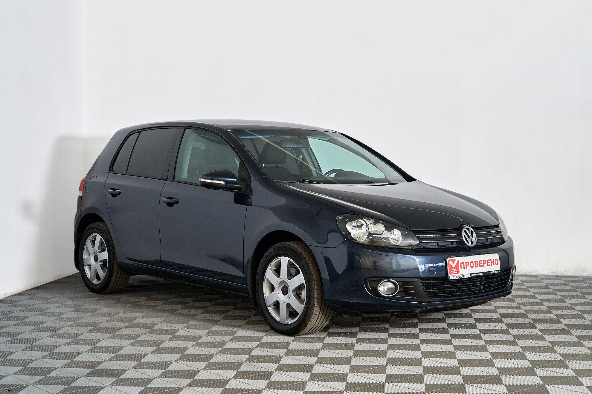 Volkswagen Golf 2011, синий