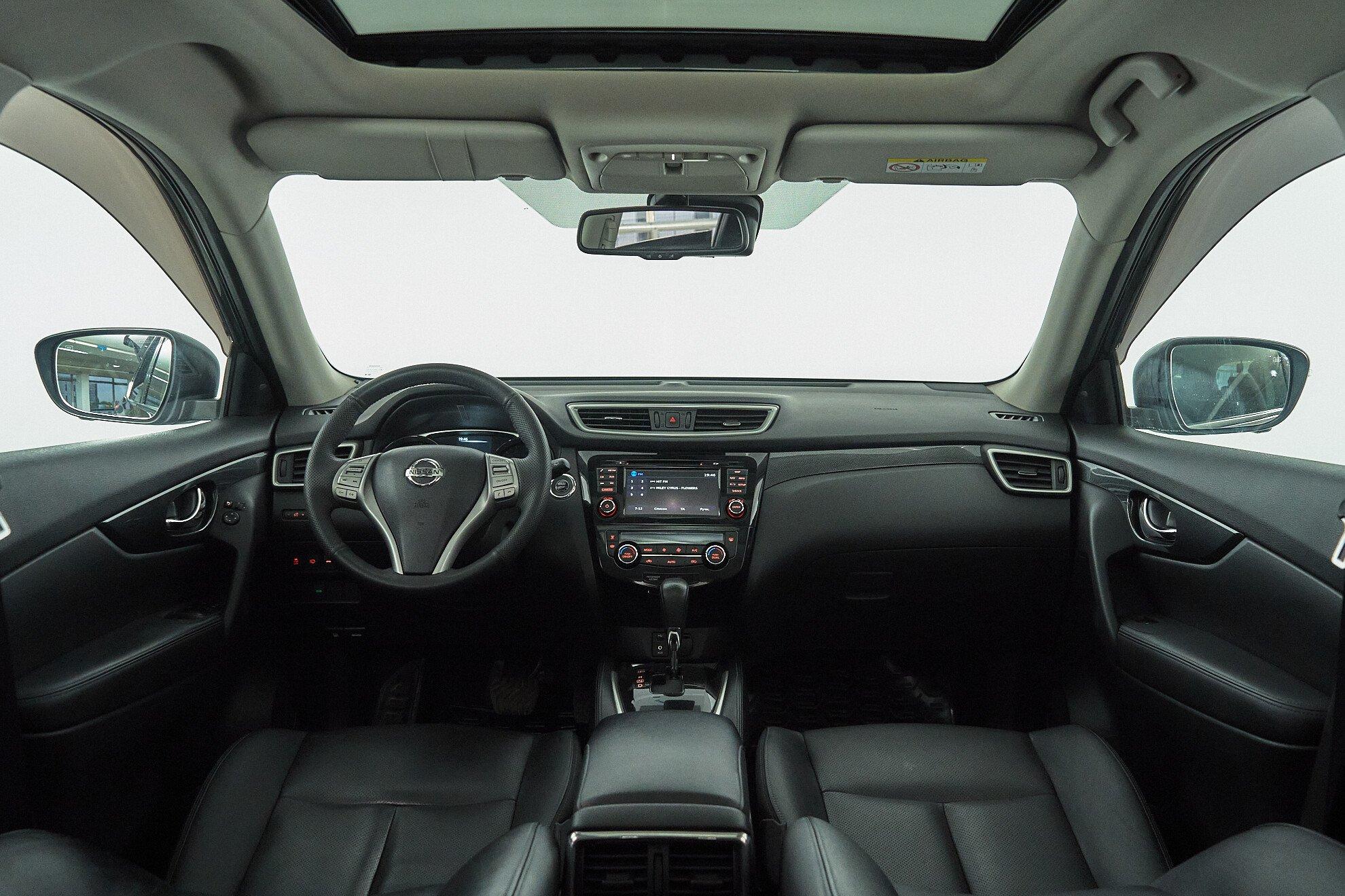 Nissan X-Trail 2016, коричневый