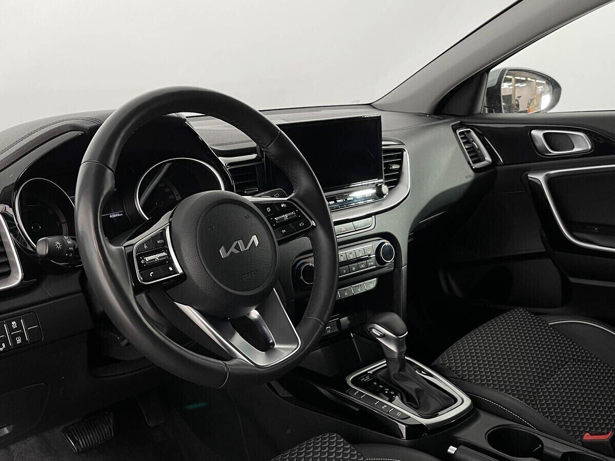 Kia Ceed 2021, голубой