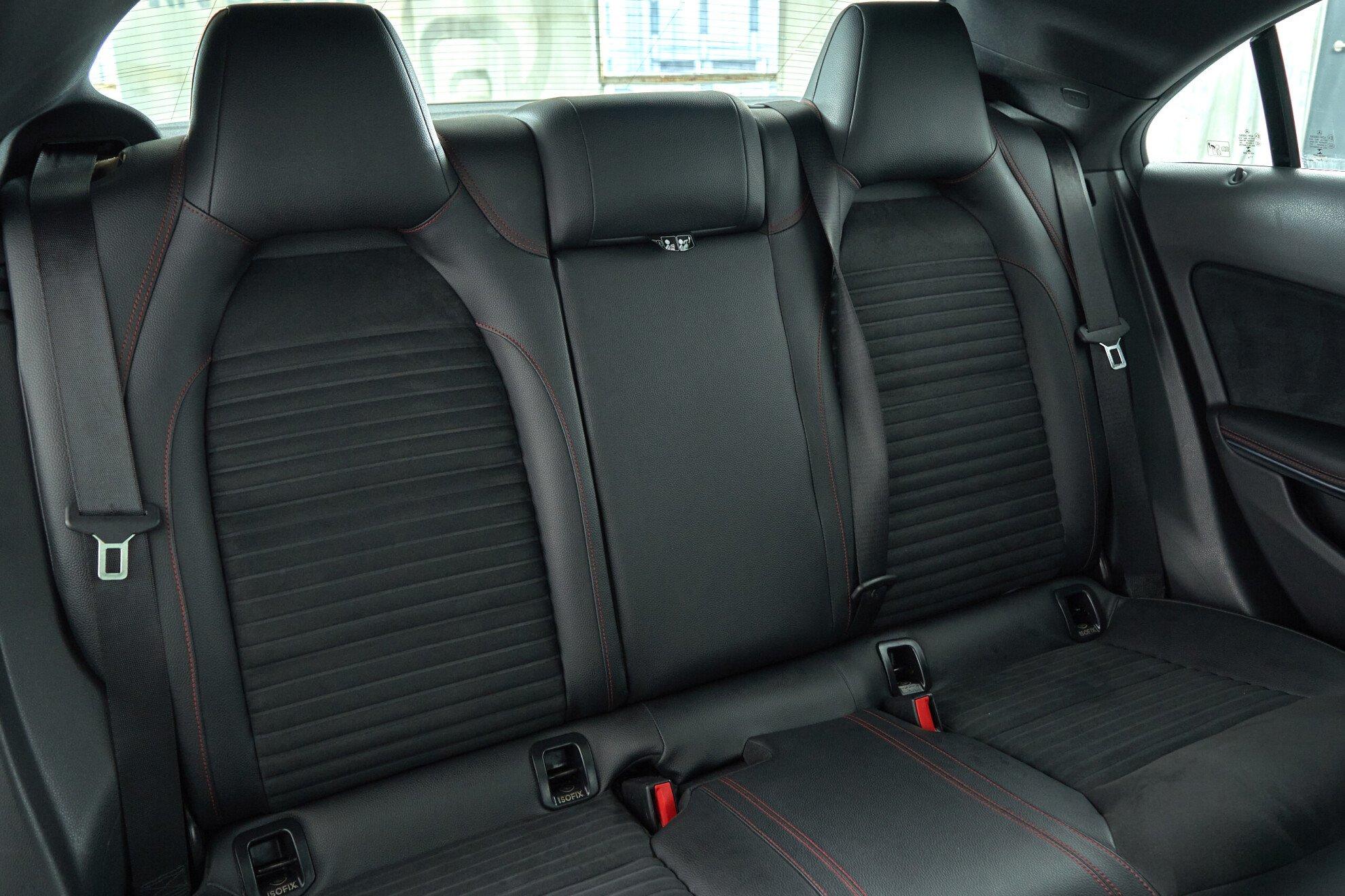 Mercedes-Benz CLA 2013, белый