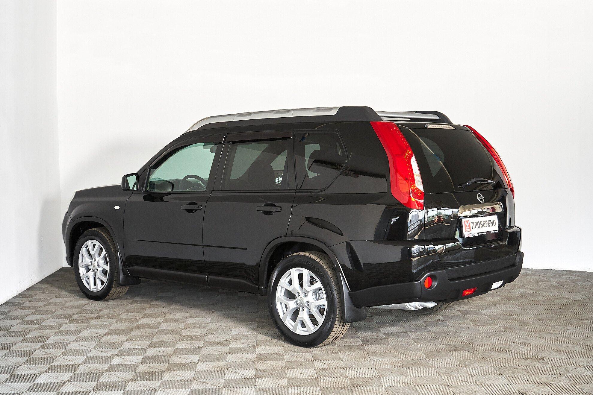 Nissan X-Trail 2013, черный