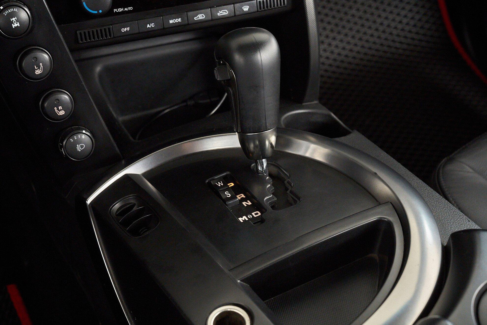 SsangYong Kyron 2013, черный