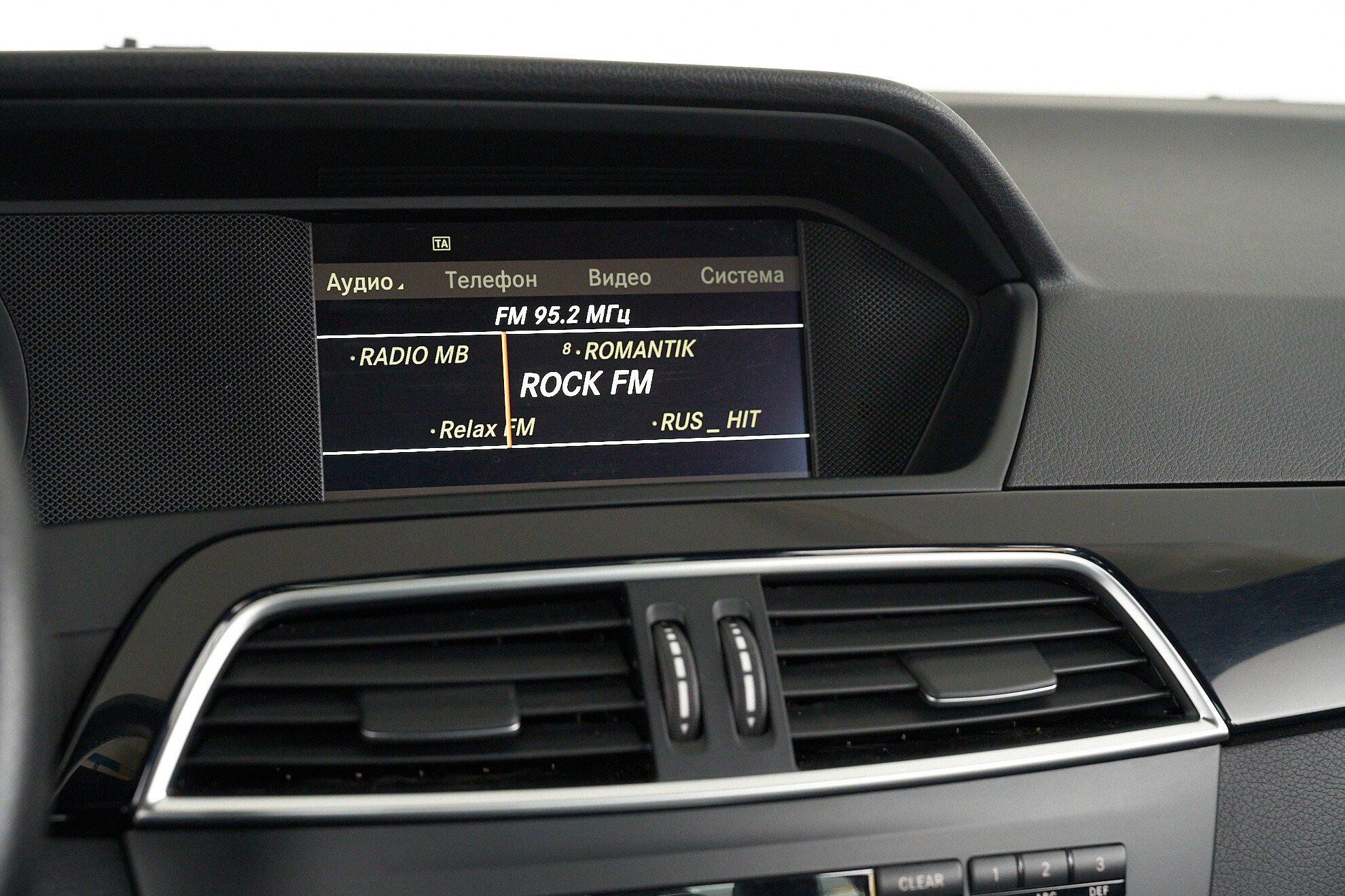 Mercedes-Benz C-Класс 2011, черный