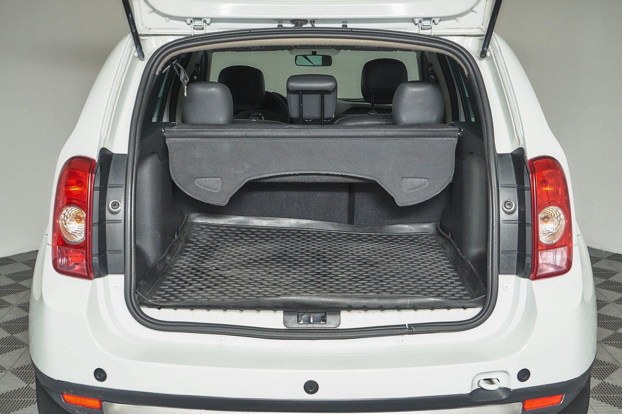 Renault Duster 2015, белый