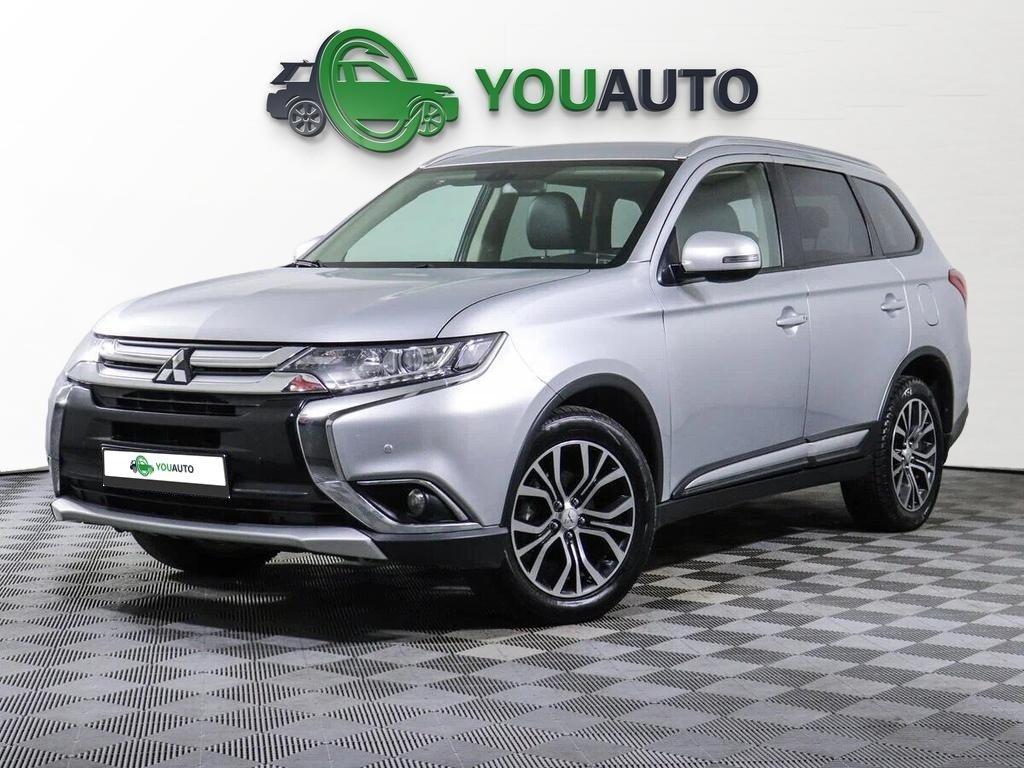 Mitsubishi Outlander 2018, серебряный