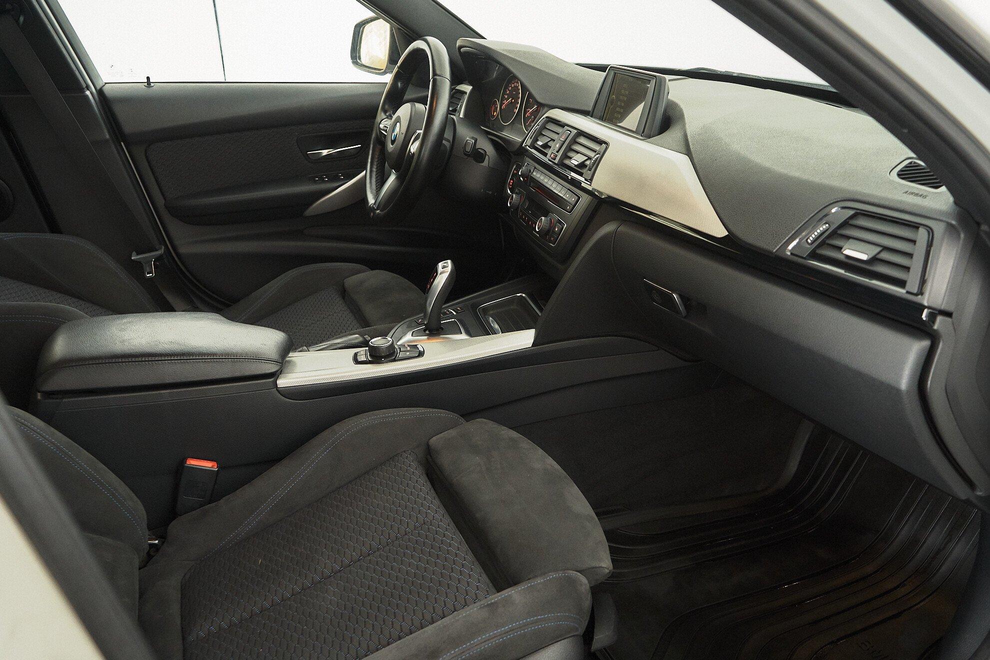 BMW 3 серии 2014, белый