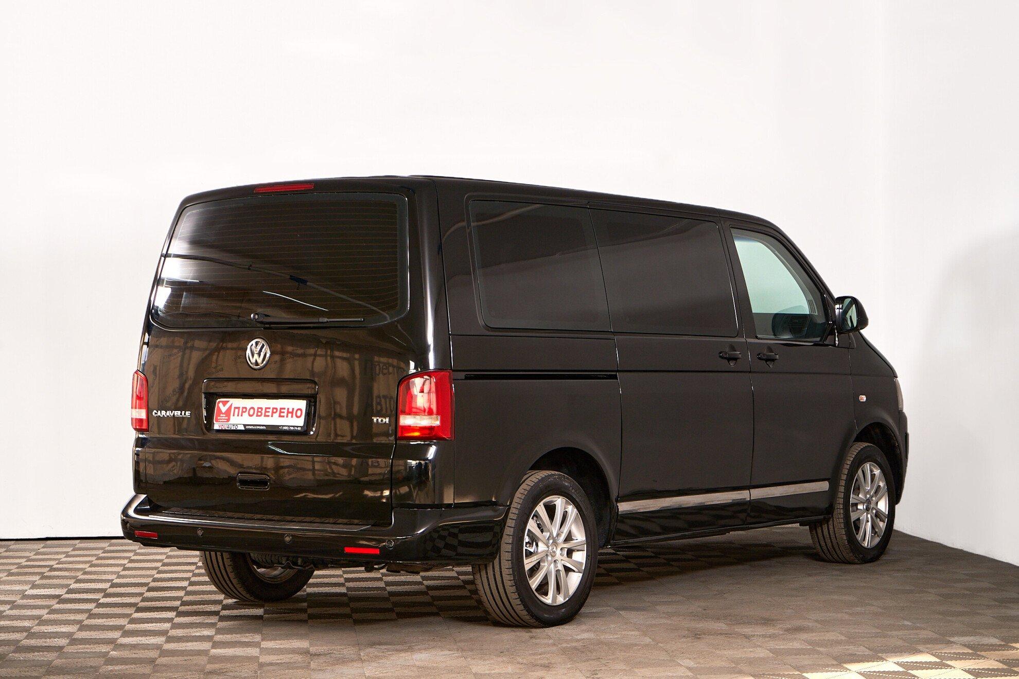 Volkswagen Caravelle 2012, черный