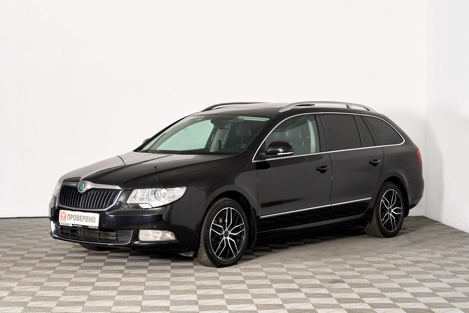 Skoda Superb 2011, черный