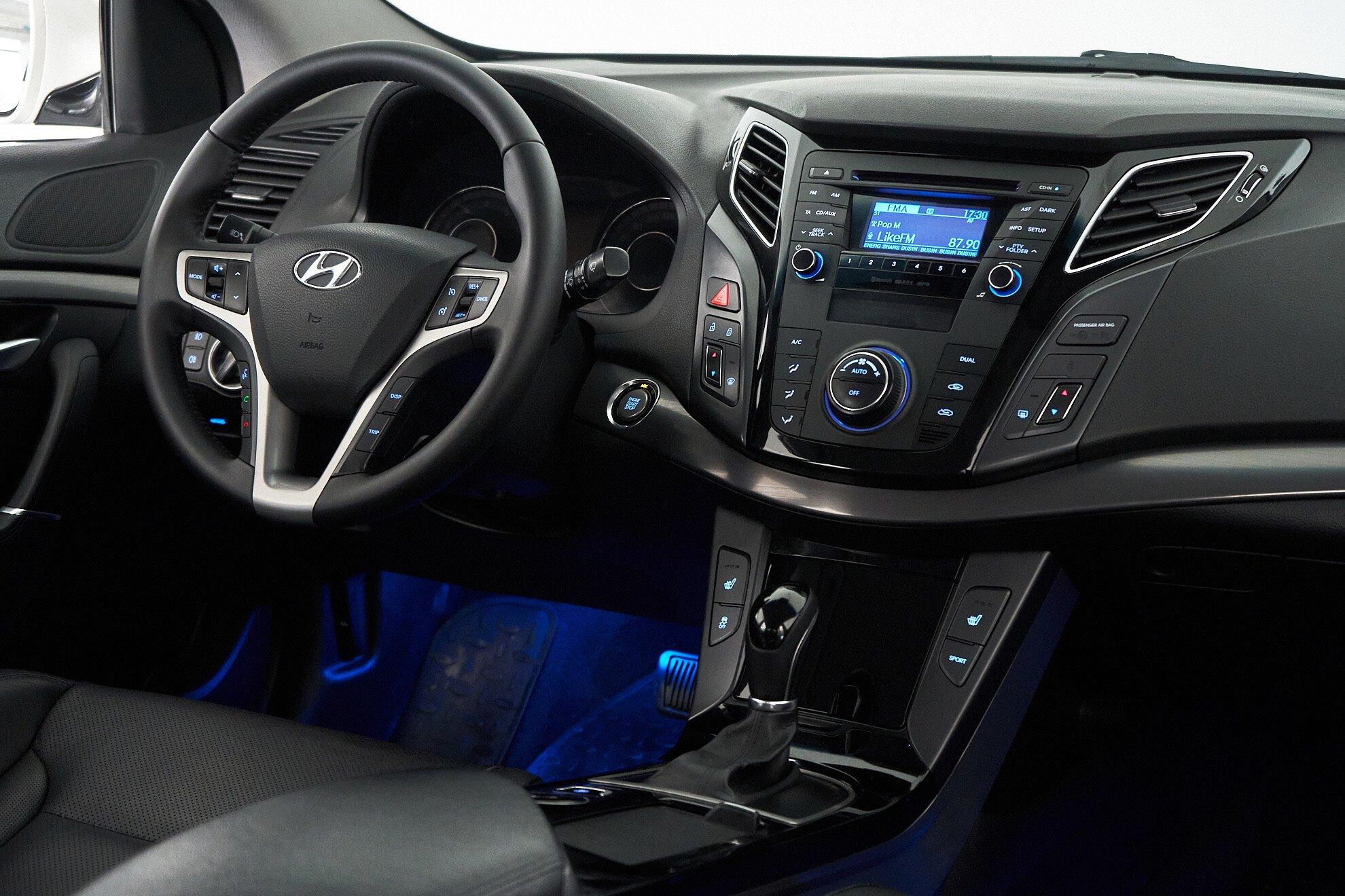 Hyundai i40 2013, белый