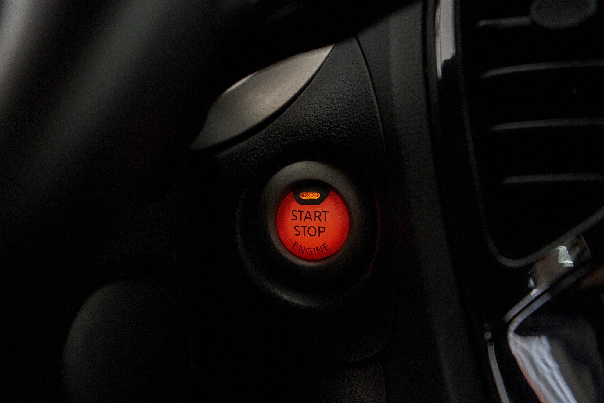 Nissan Juke 2013, синий