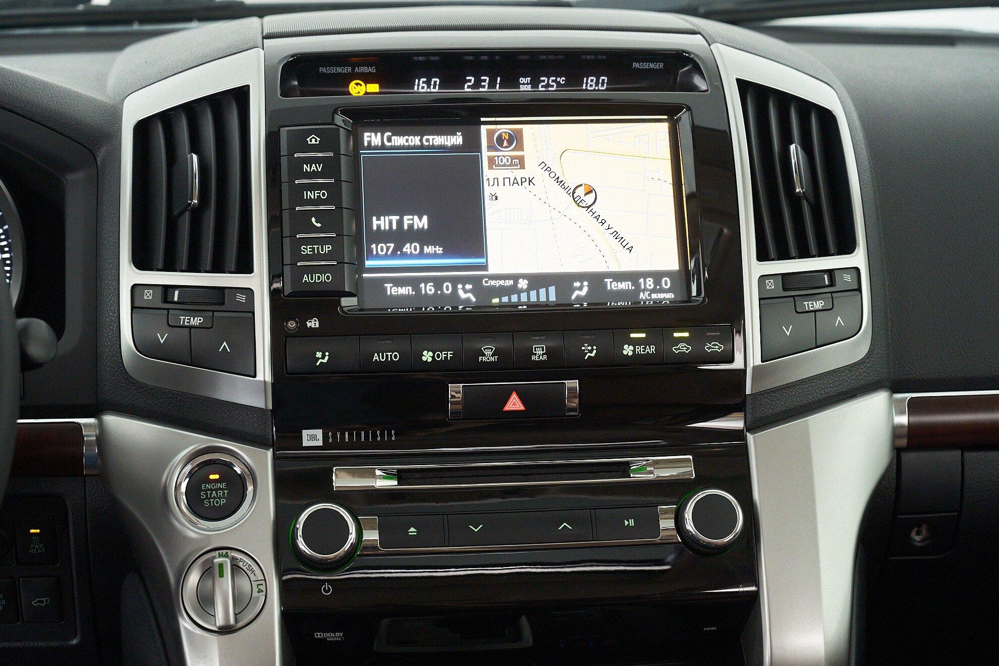 Toyota Land Cruiser 2014, черный