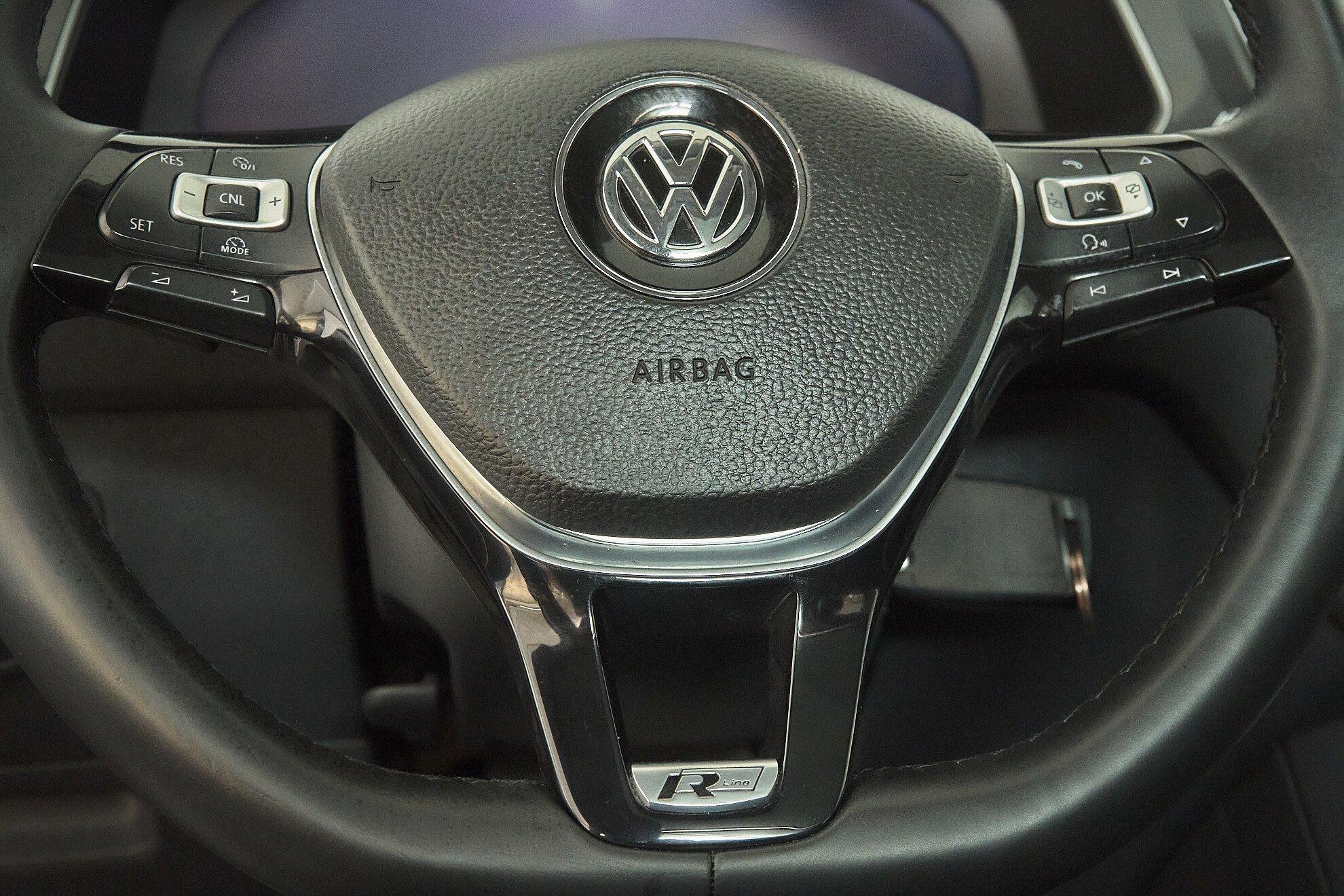 Volkswagen Tiguan 2018, черный