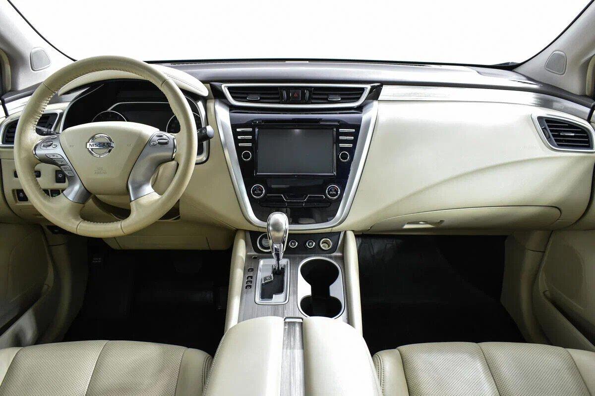 Nissan Murano 2019, белый