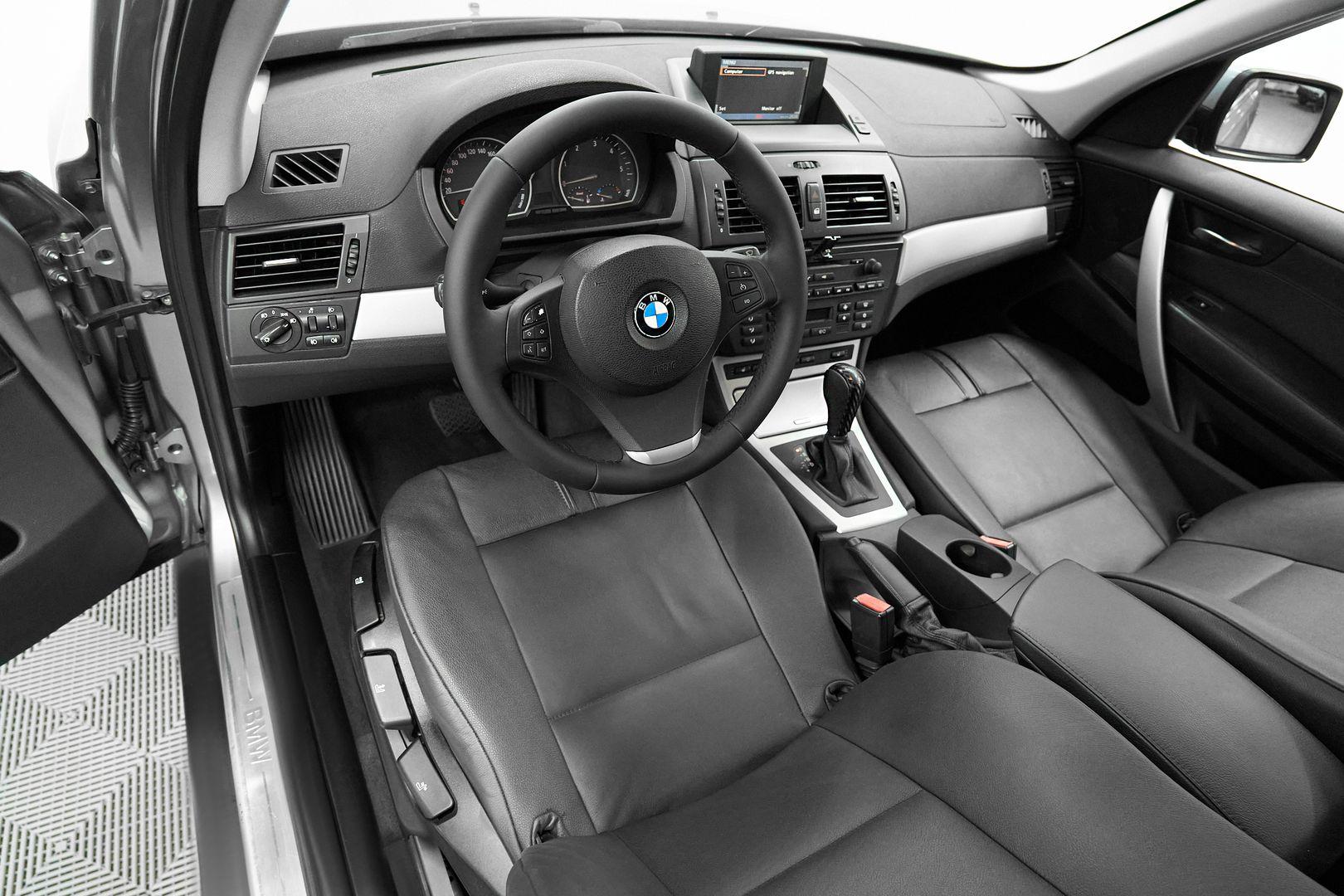 BMW X3 2009, серый
