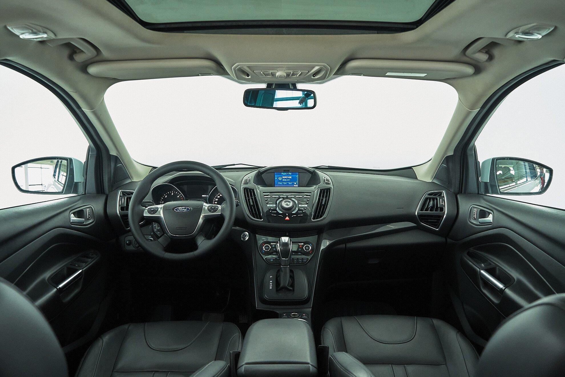 Ford Kuga 2014, белый