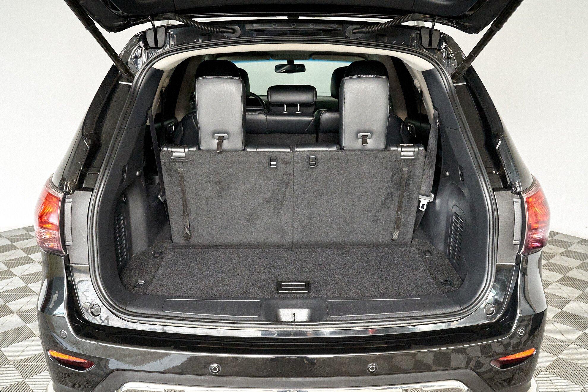 Nissan Pathfinder 2014, черный