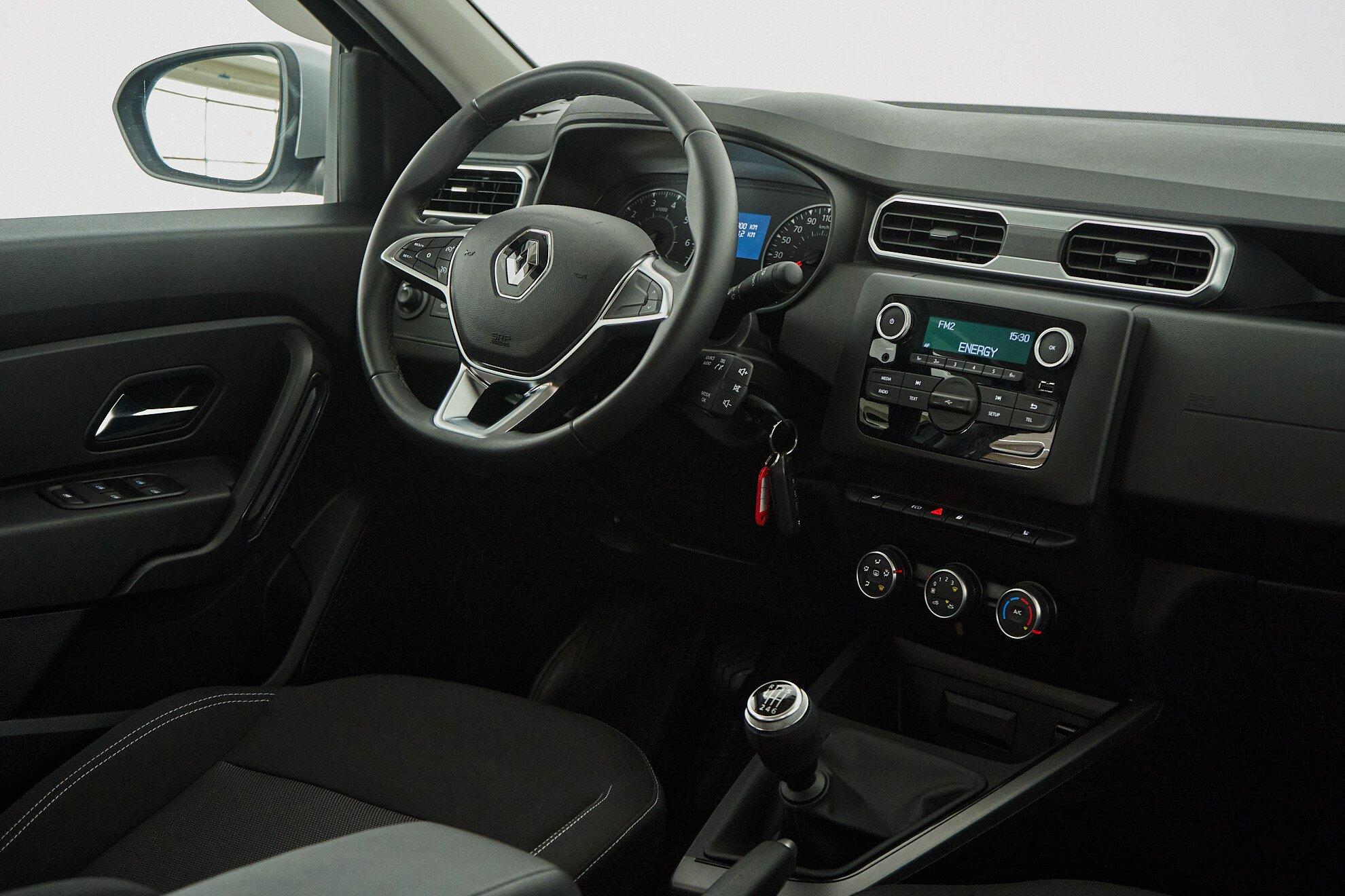 Renault Duster 2022, серый
