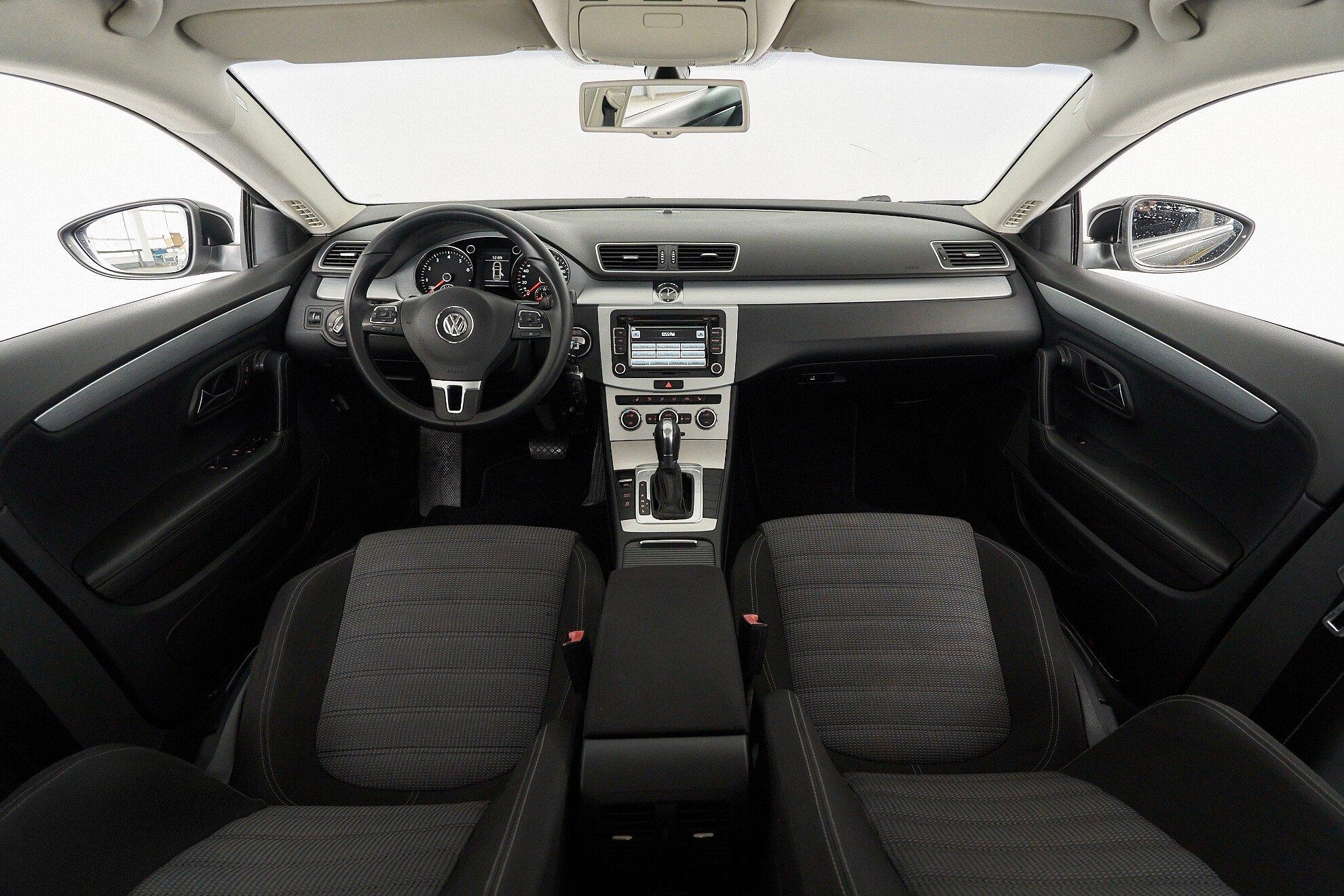 Volkswagen Passat CC 2012, черный