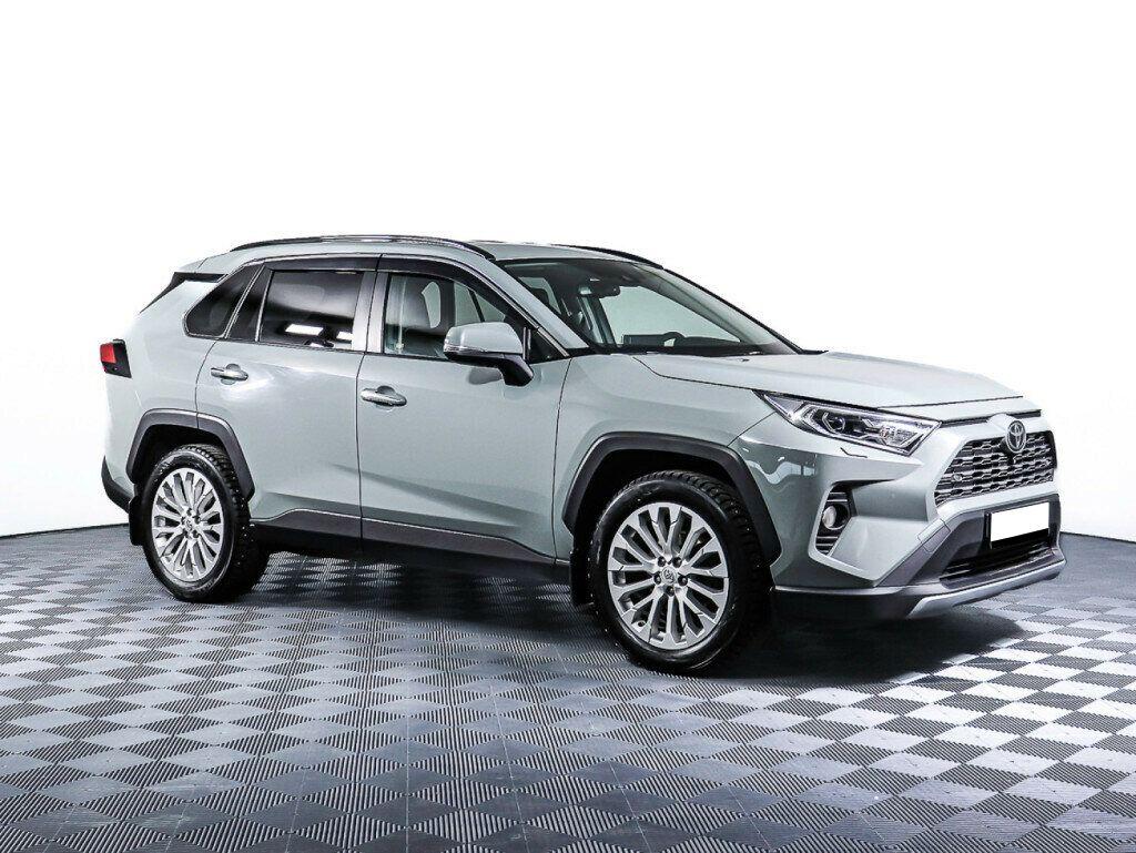 Toyota RAV4 2022, серый