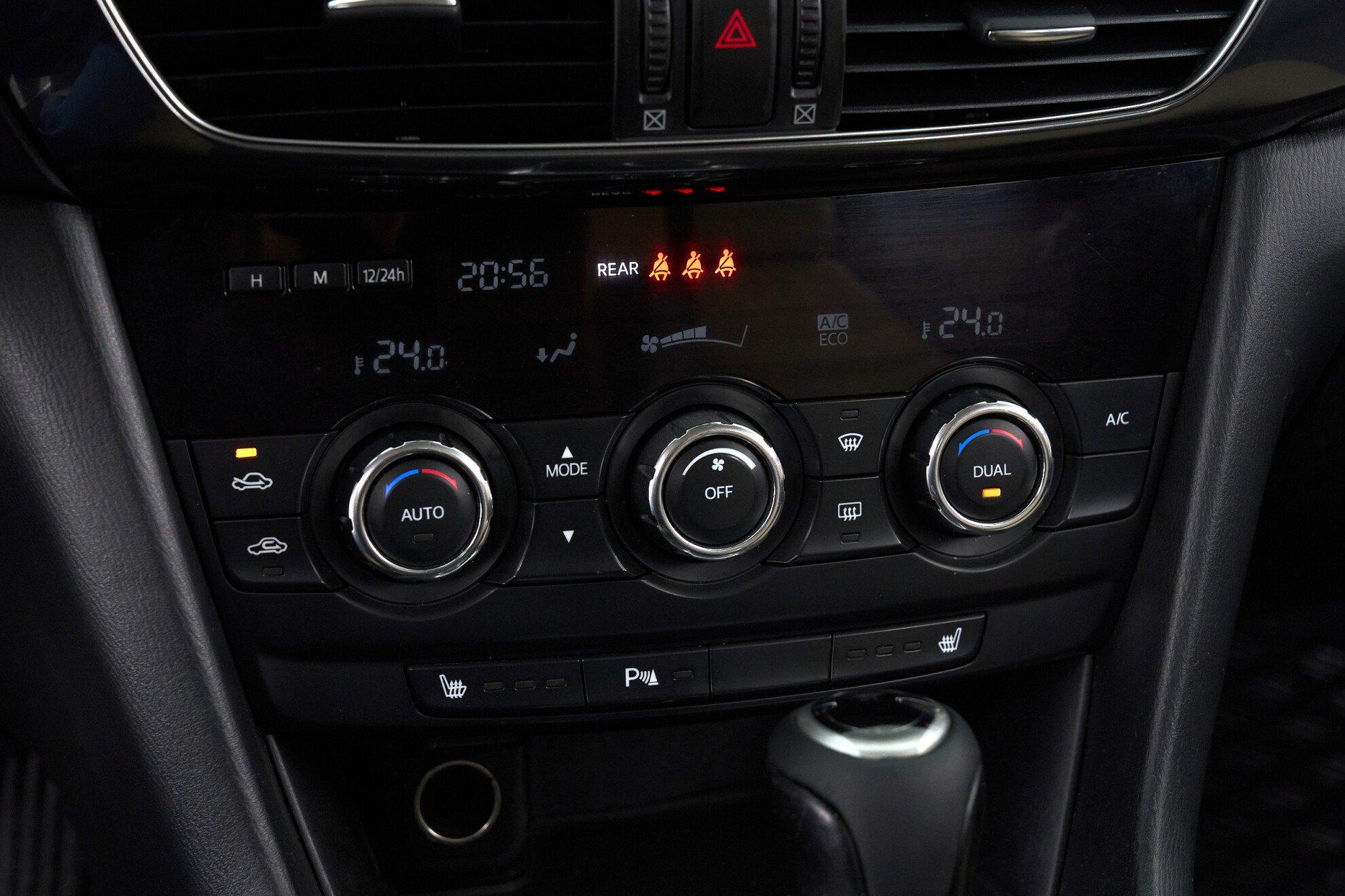 Mazda 6 2014, белый
