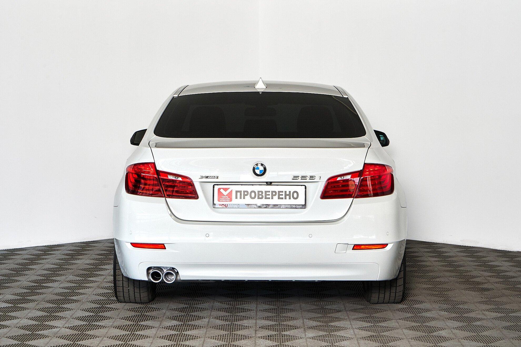 BMW 5 серии 2014, белый