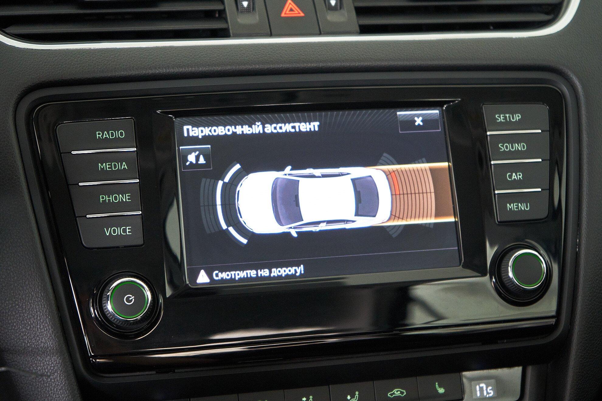 Skoda Octavia 2016, коричневый