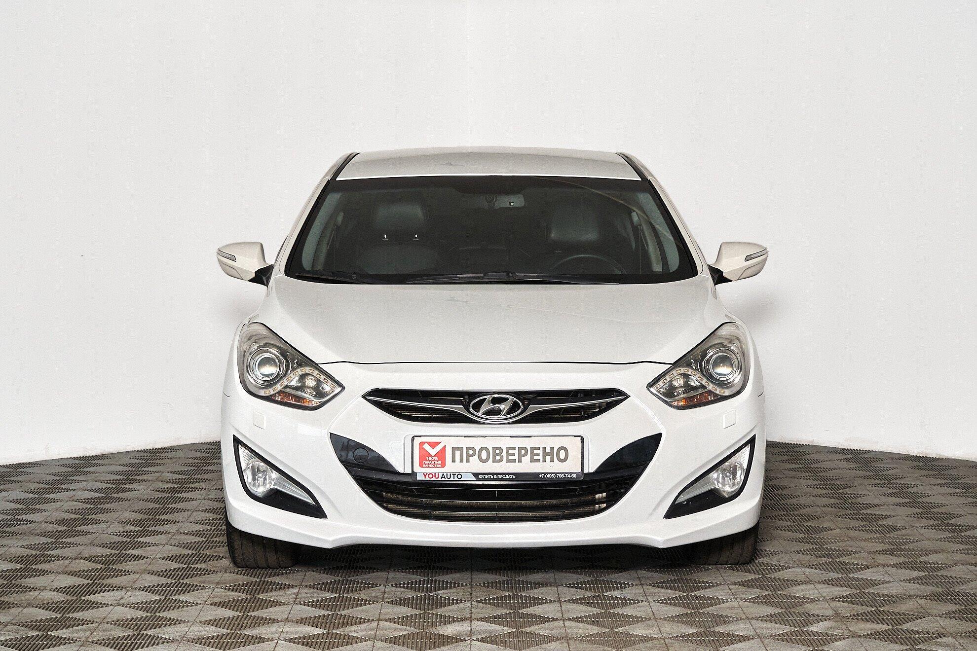 Hyundai i40 2013, белый