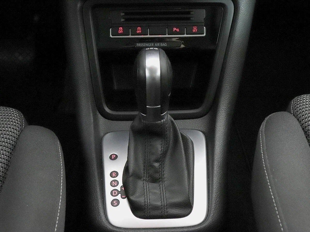 Volkswagen Sharan 2017, черный