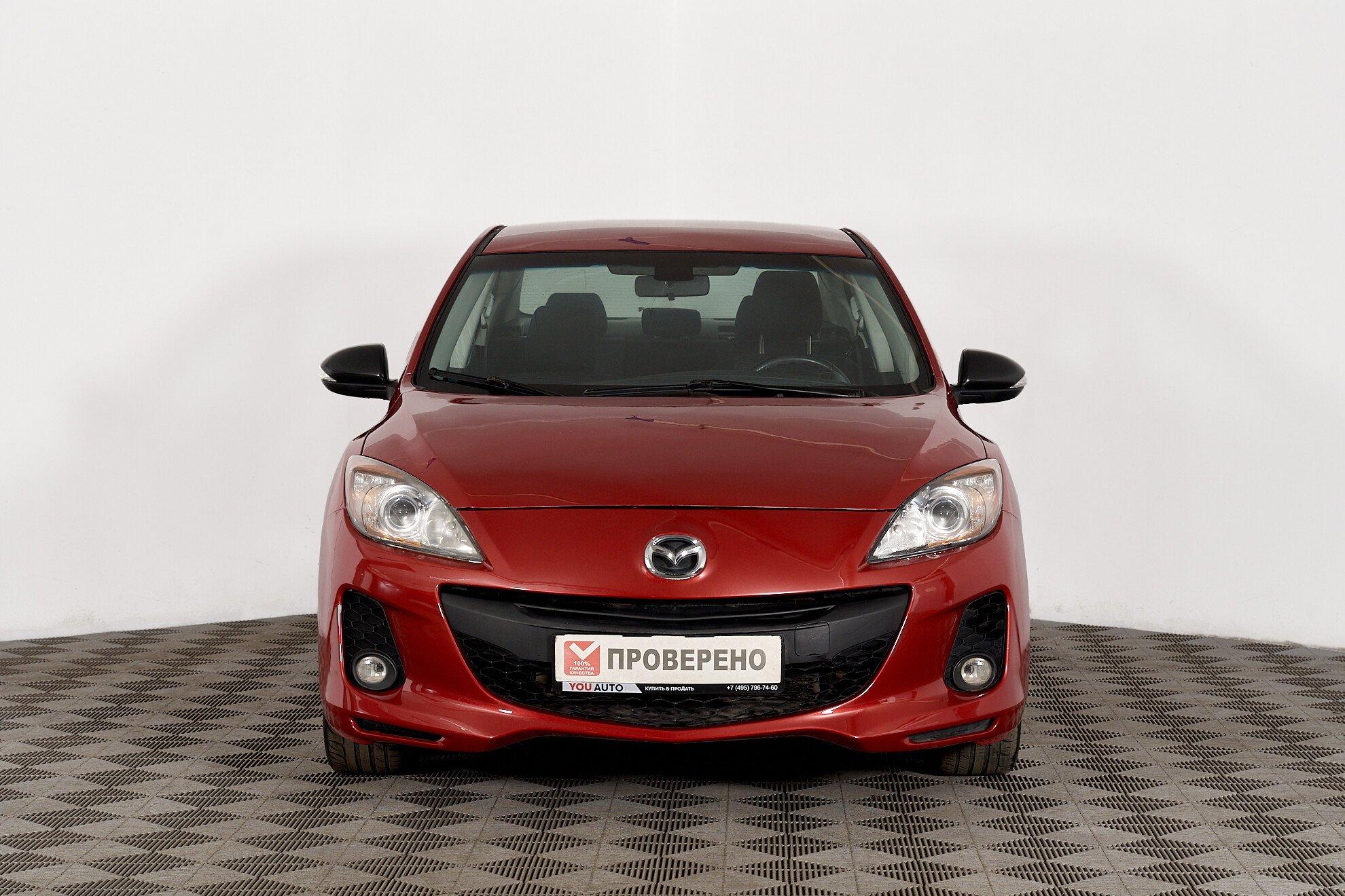 Mazda 3 2011, красный