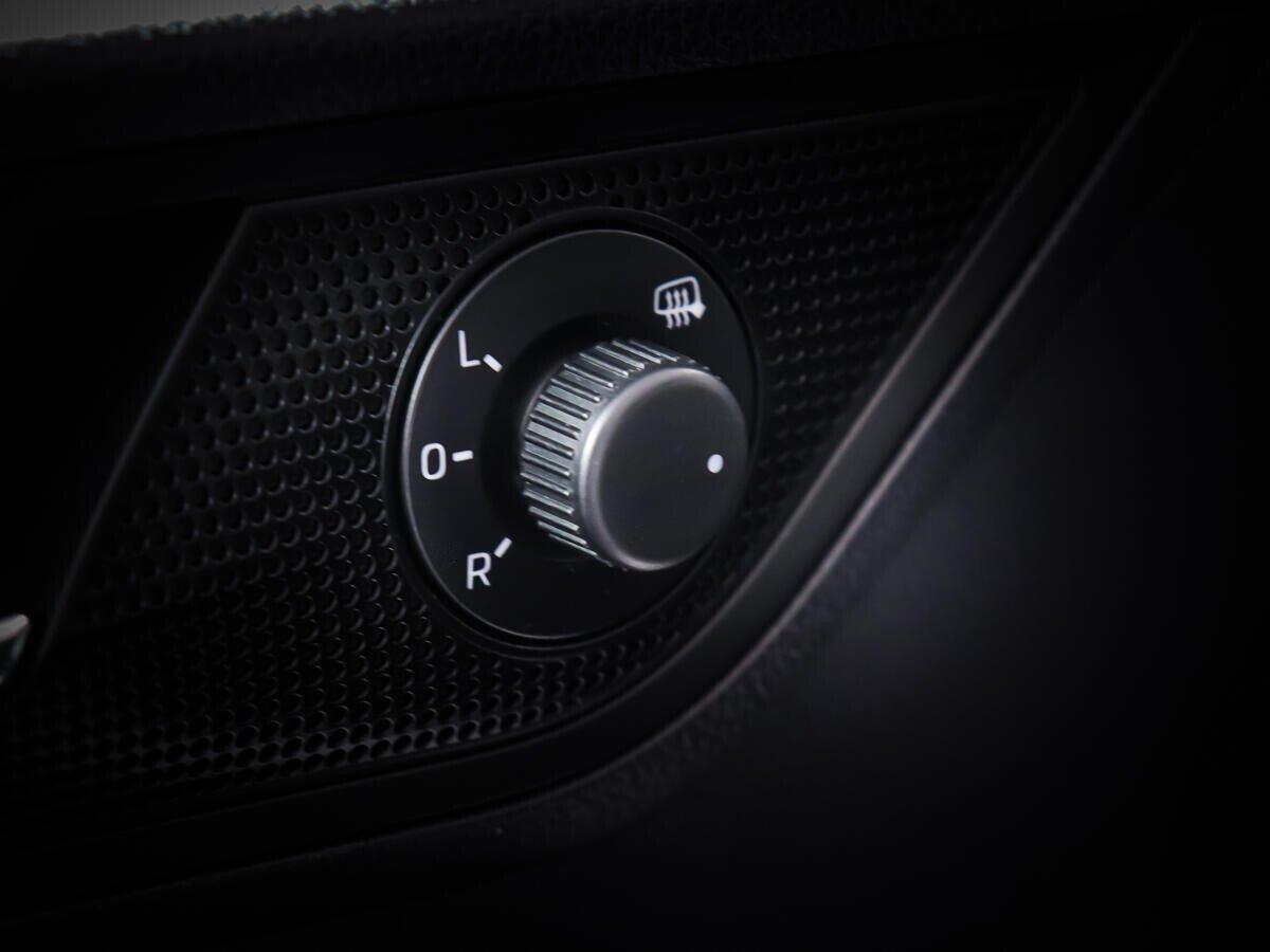 Skoda Rapid 2019, белый