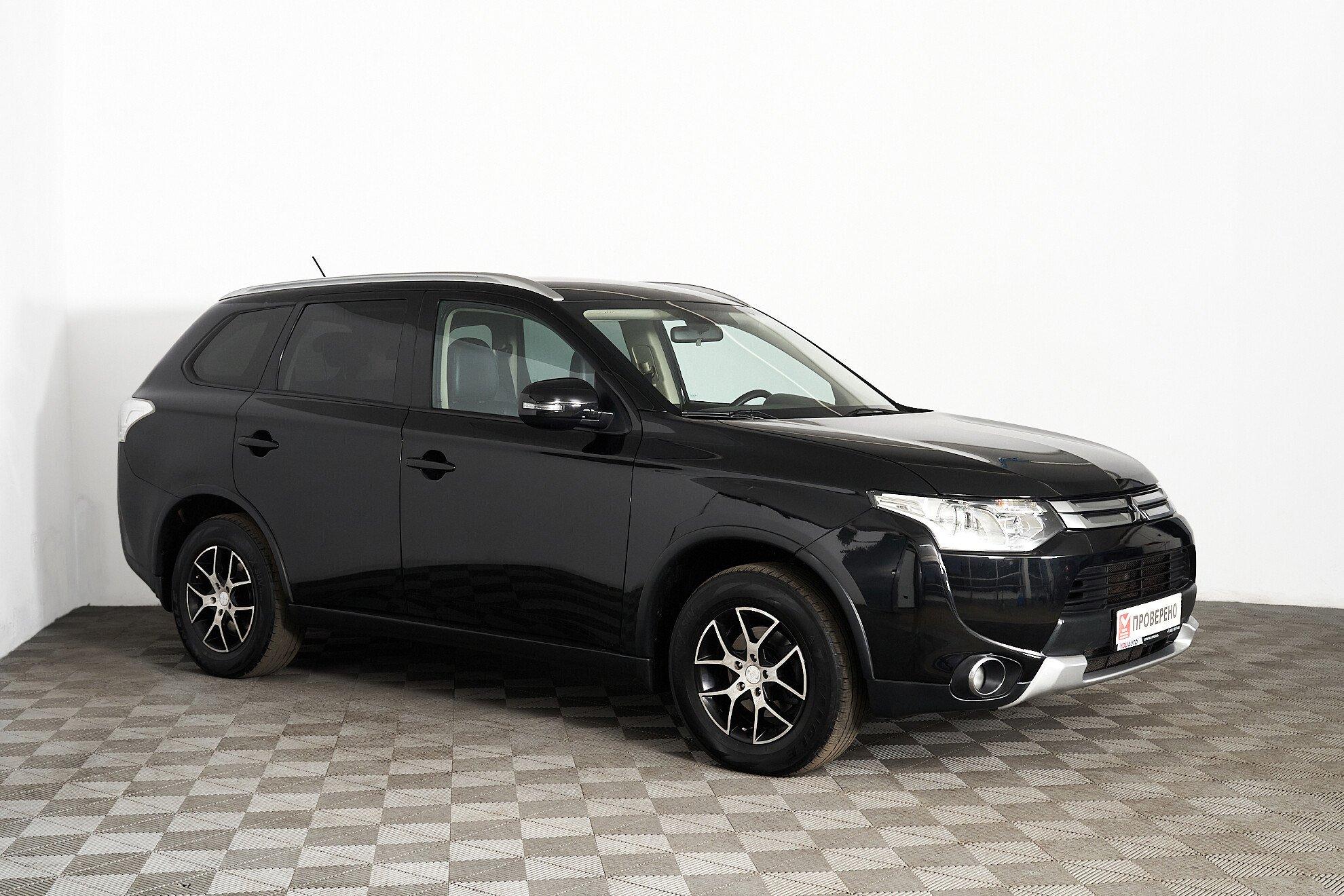 Mitsubishi Outlander 2014, черный