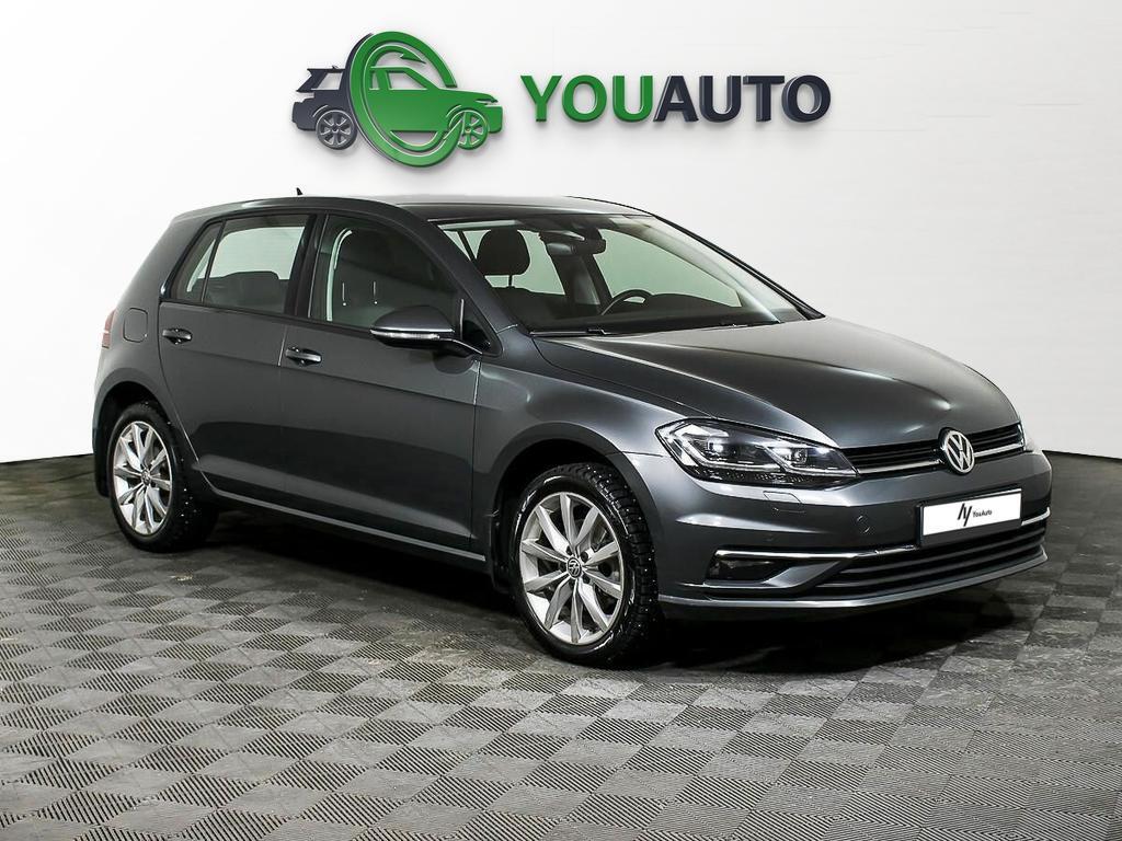 Volkswagen Golf 2019, серый