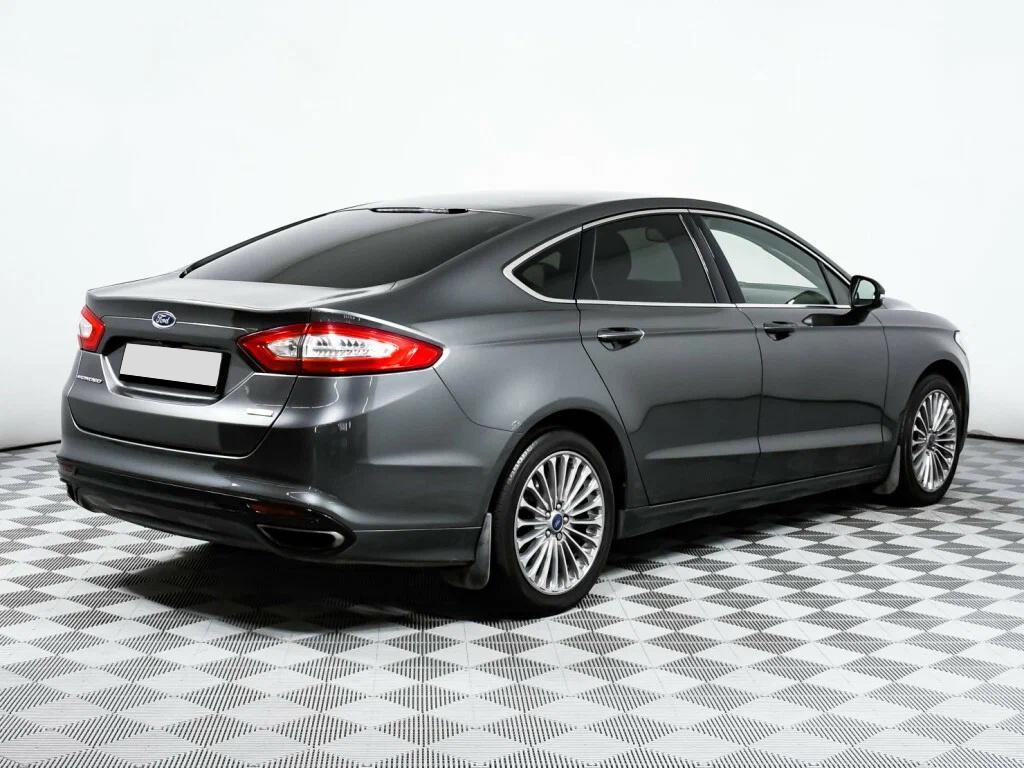 Ford Mondeo 2016, серый