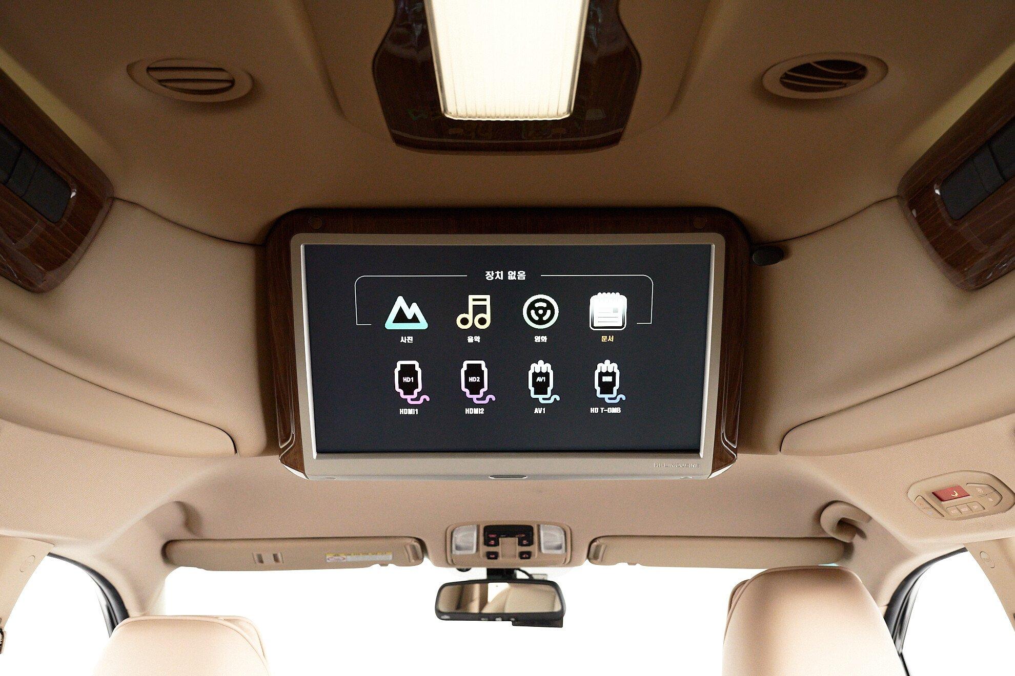 Kia Carnival 2016, черный