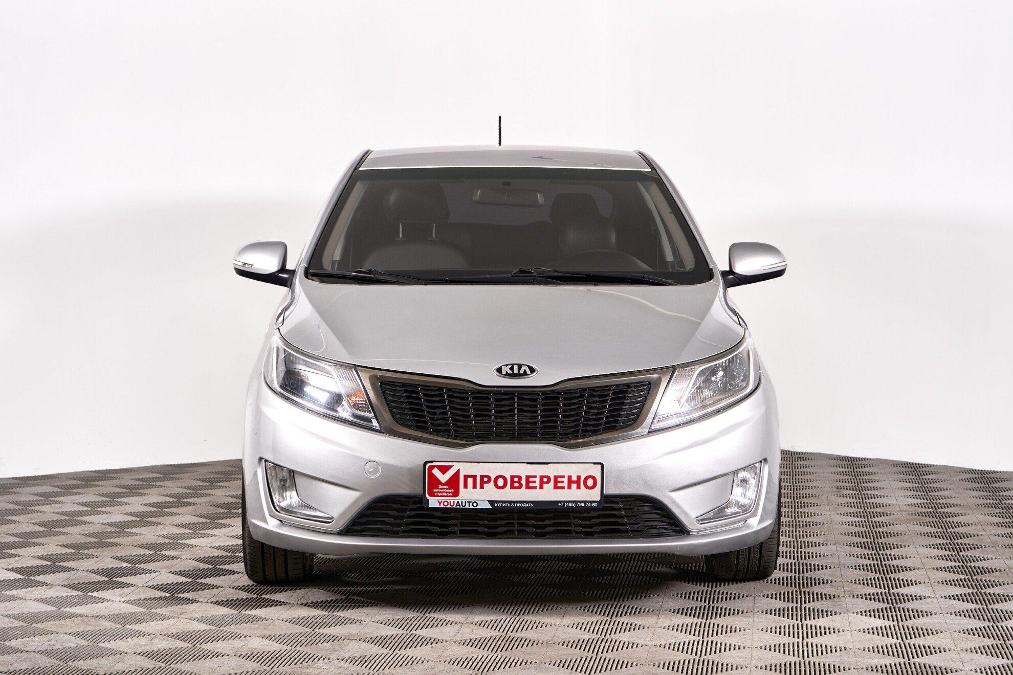 Kia Rio 2014, серебряный