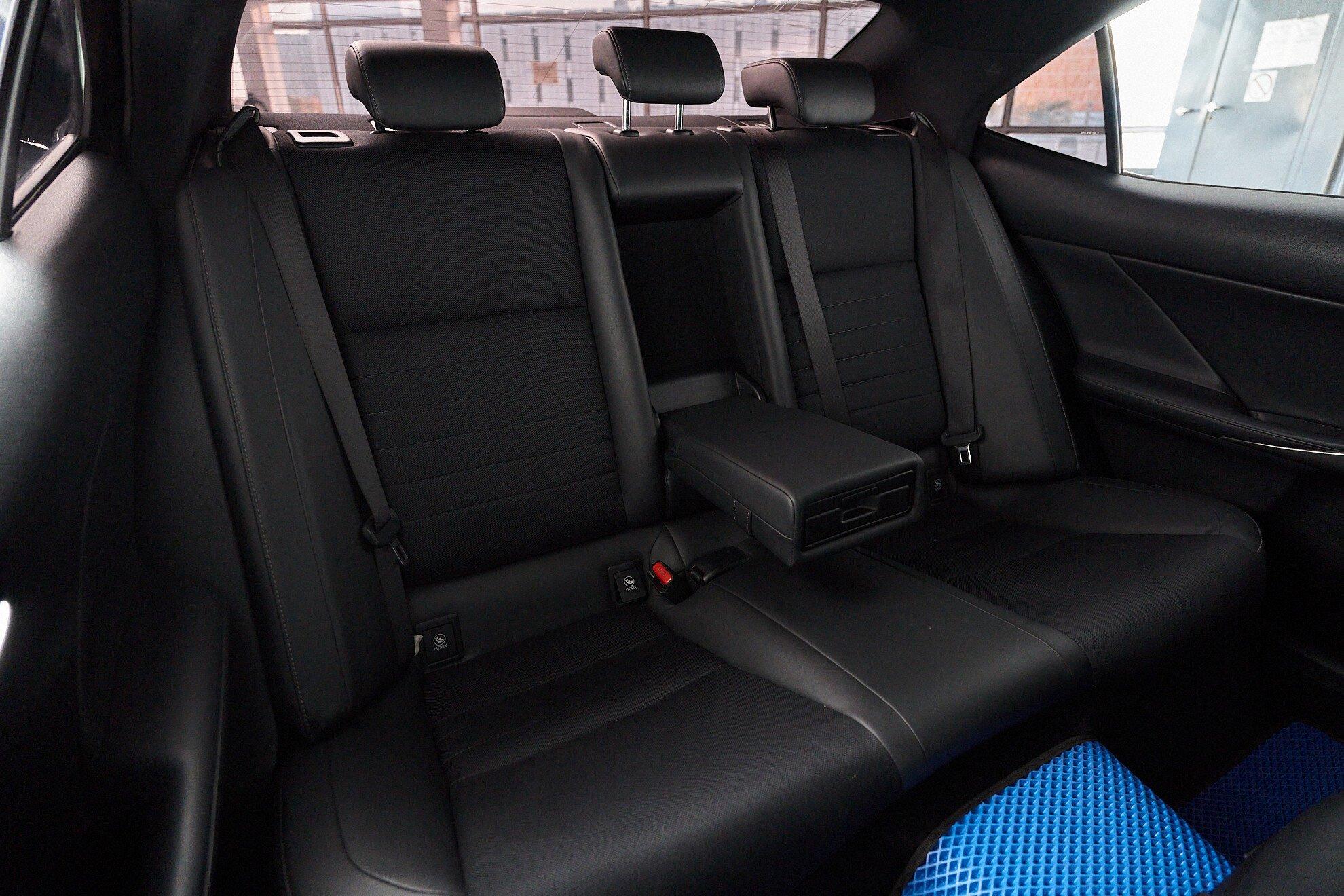 Lexus IS 2014, синий