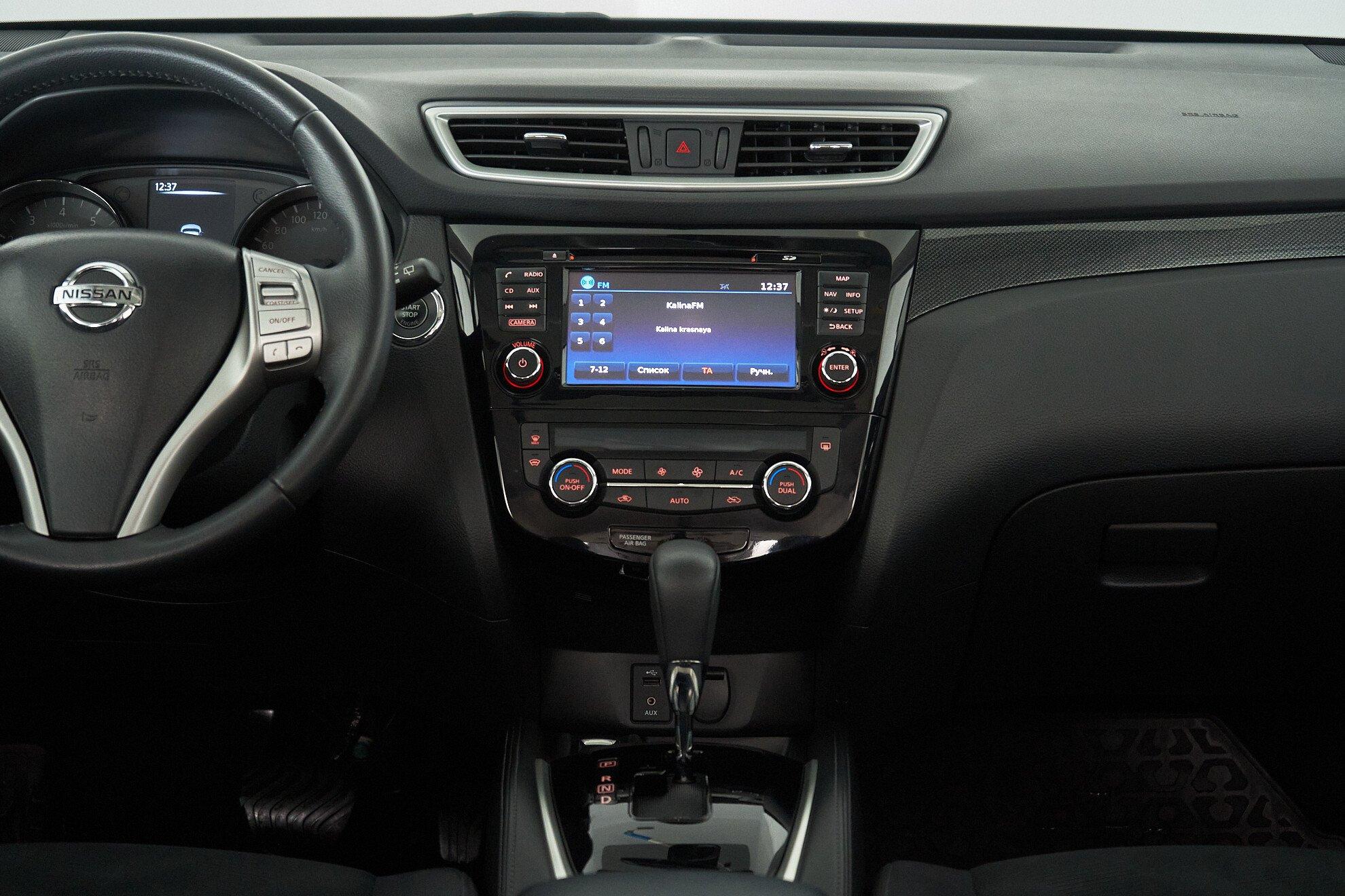 Nissan X-Trail 2017, черный