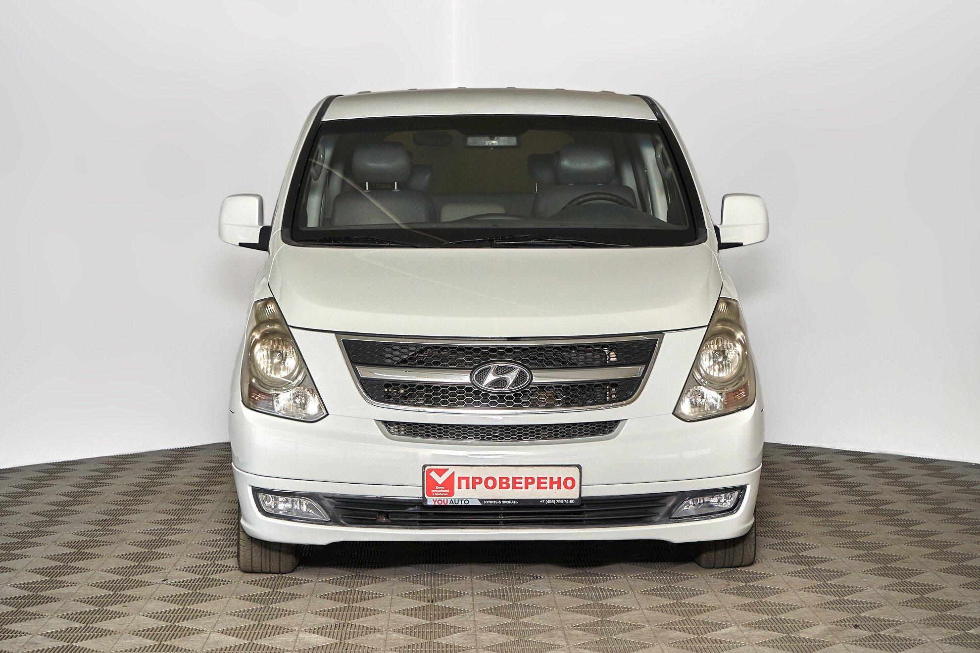 Hyundai Grand Starex 2008, белый