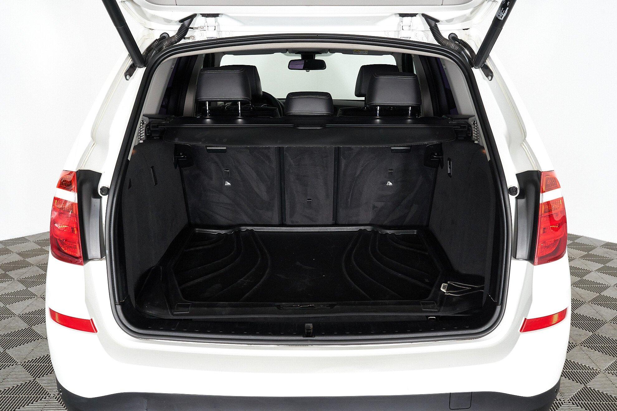 BMW X3 2014, белый