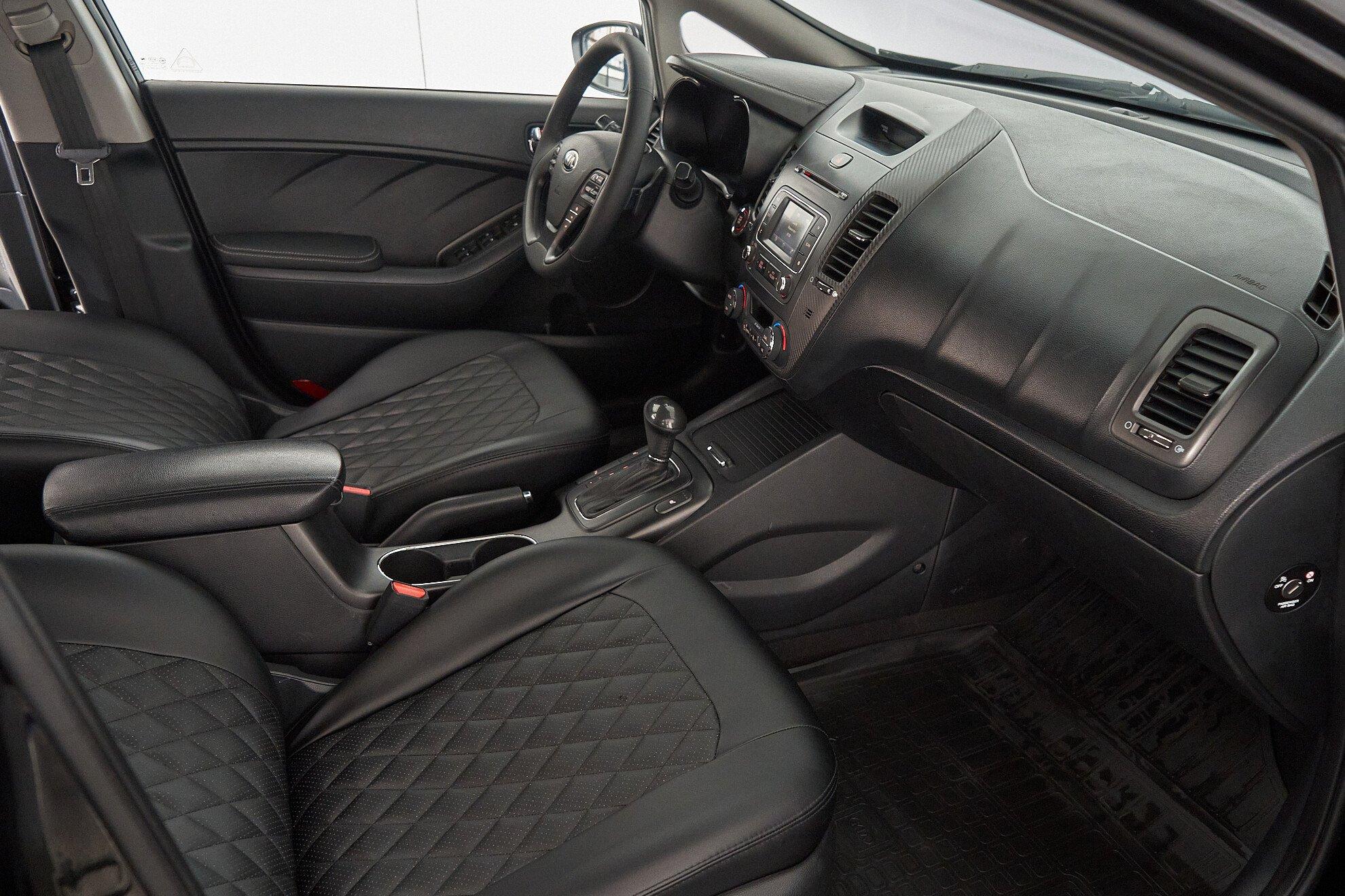 Kia Cerato 2013, черный