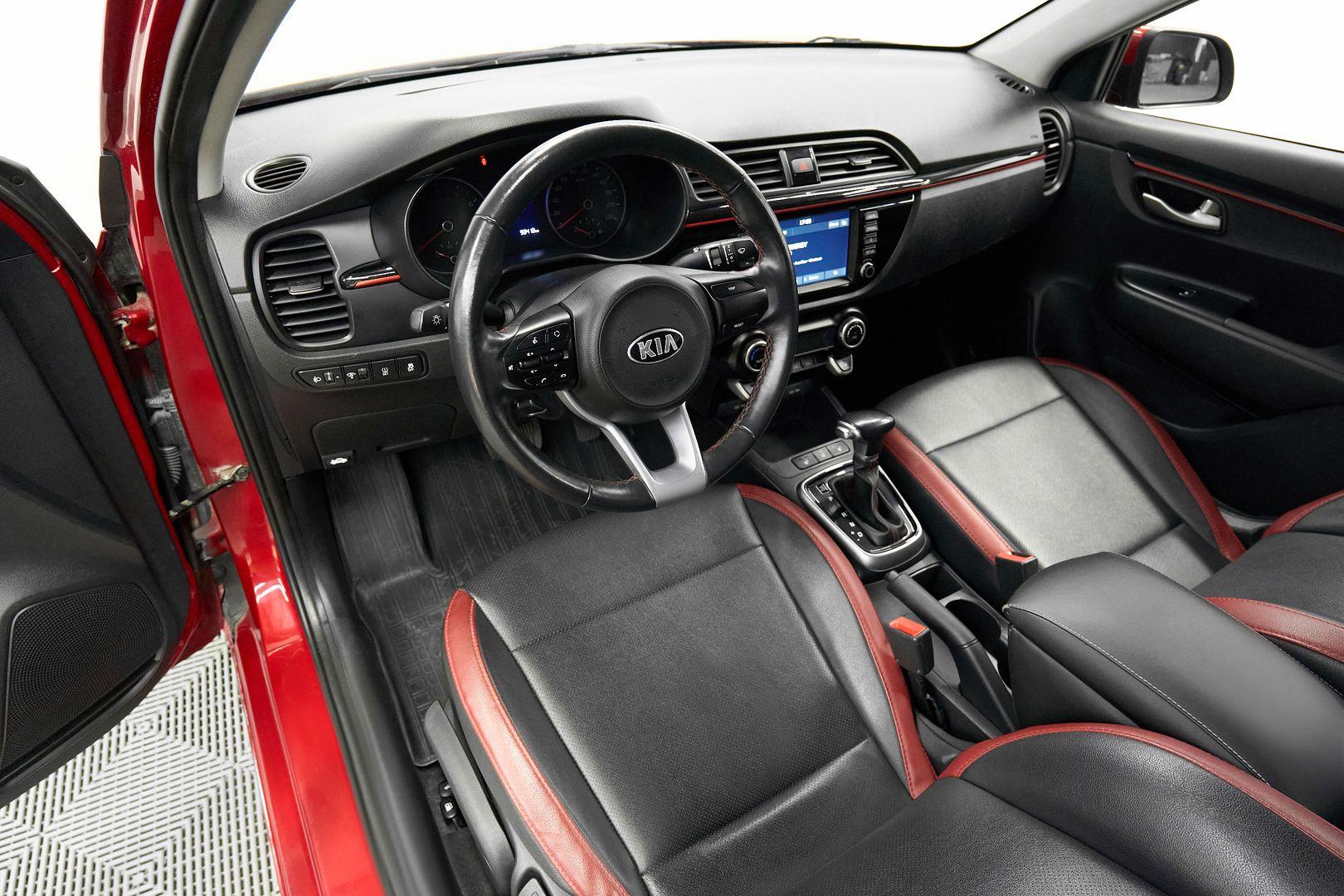 Kia Rio 2019, красный